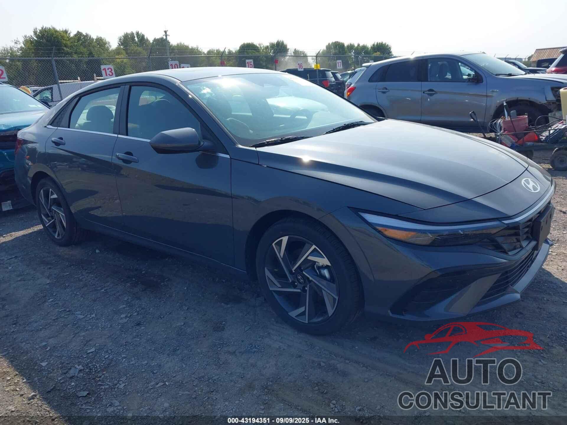 HYUNDAI ELANTRA 2025 - KMHLS4DG7SU023451