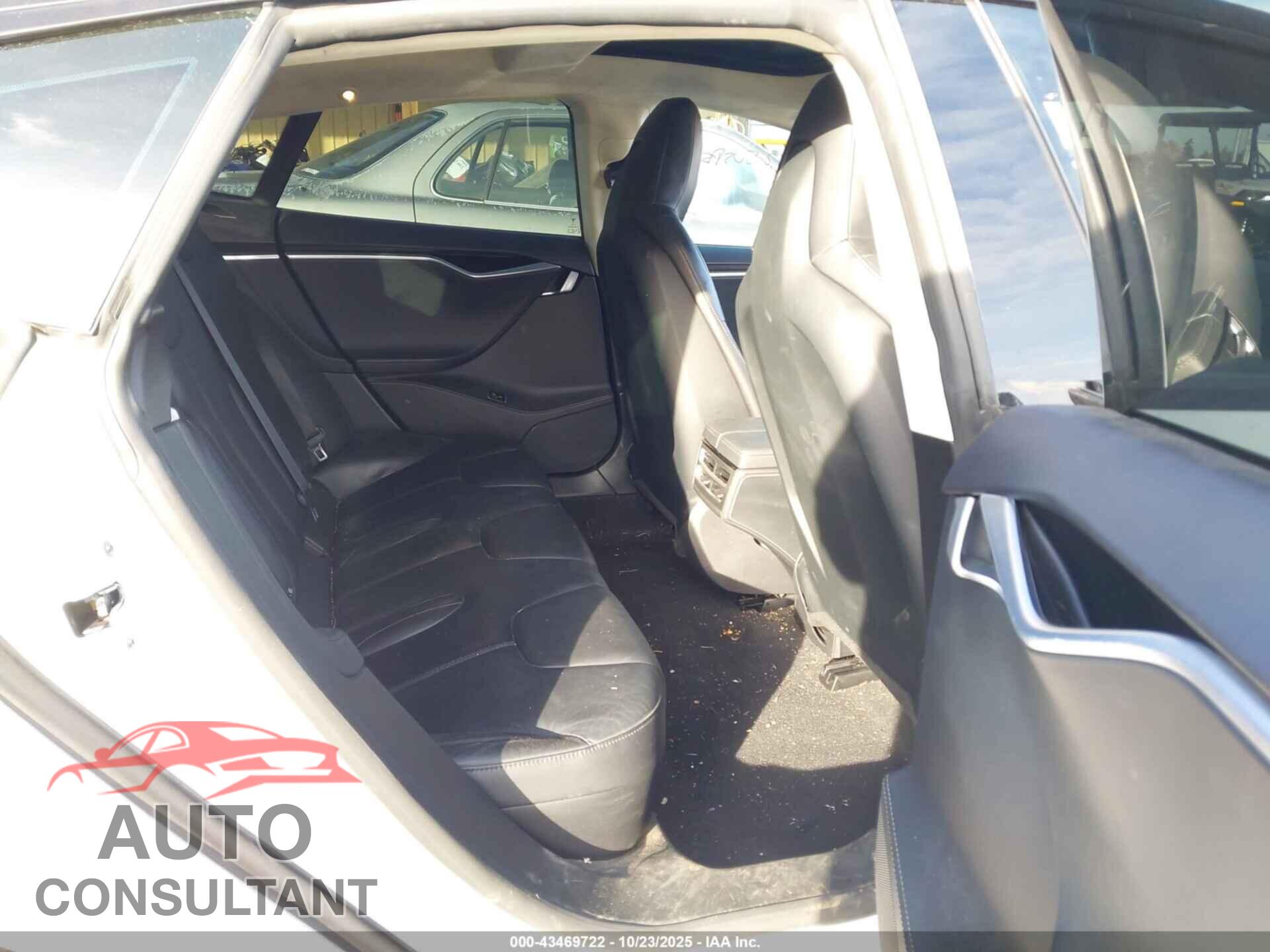 TESLA MODEL S 2015 - 5YJSA1S14FF099532
