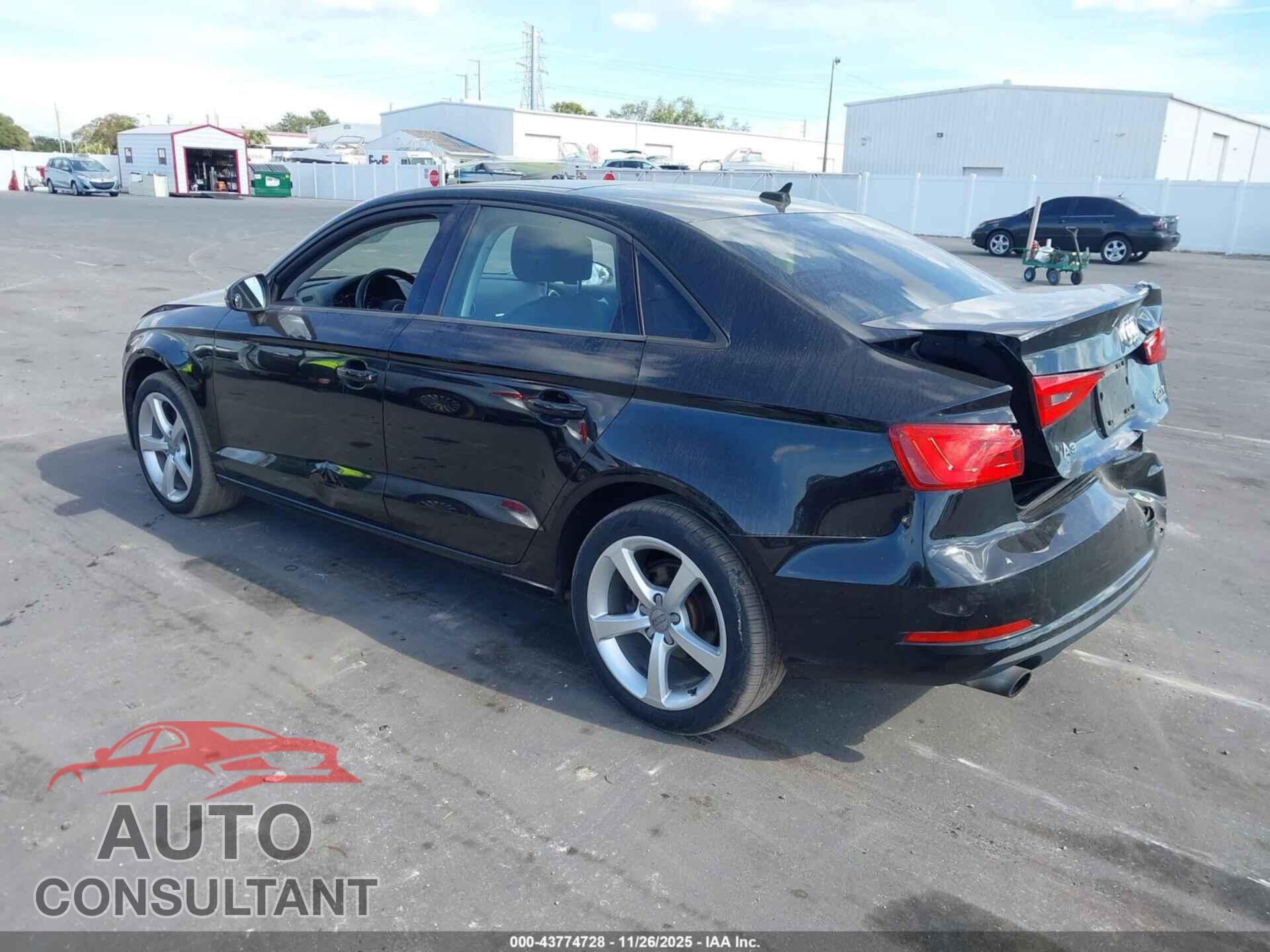 AUDI A3 2015 - WAUBFGFF4F1117768