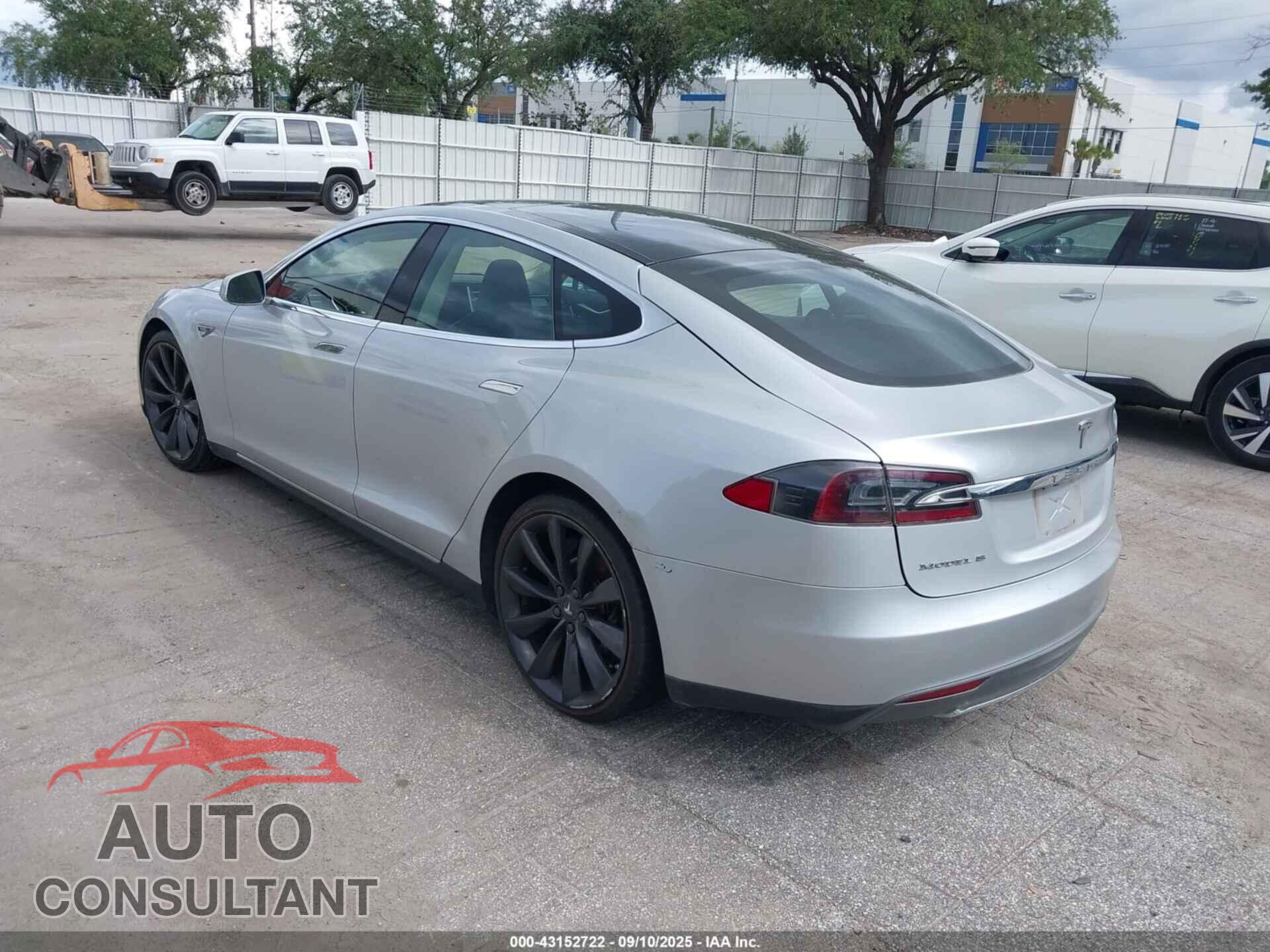 TESLA MODEL S 2012 - 5YJSA1DN1CFP02643