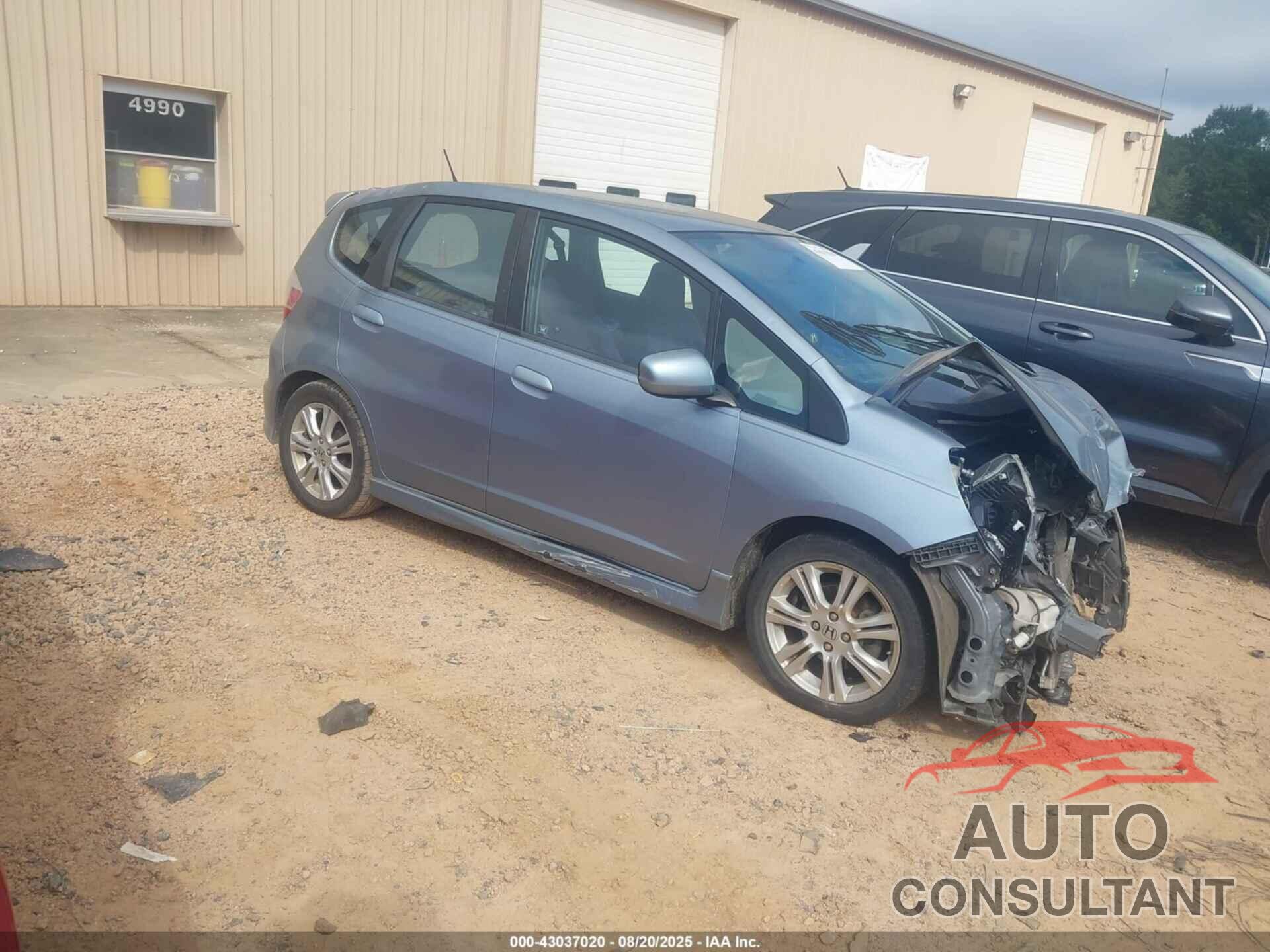 HONDA FIT 2011 - JHMGE8H5XBC018357