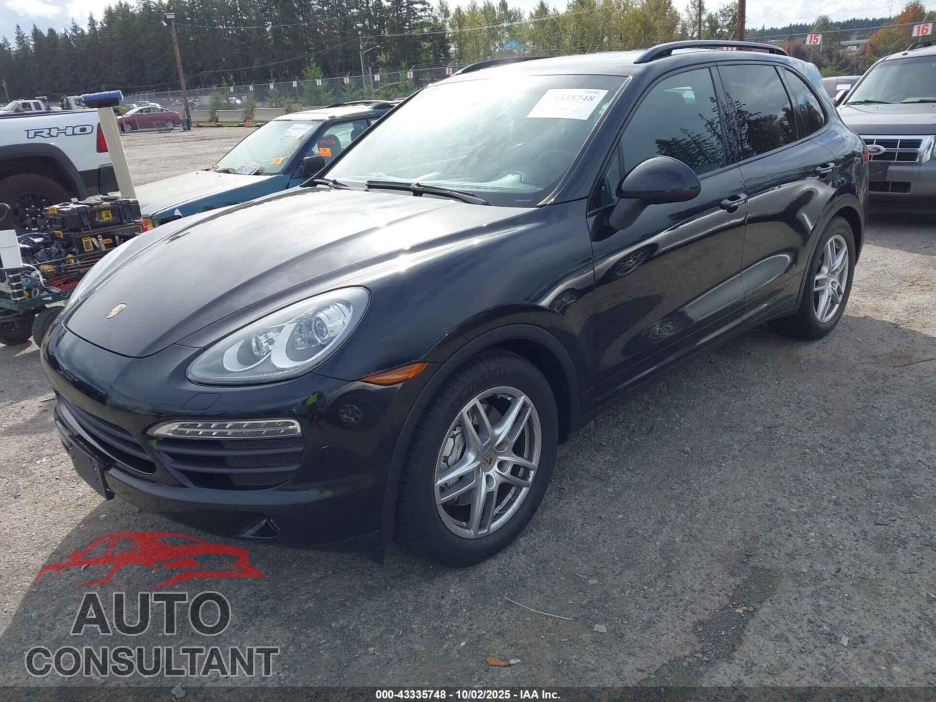 PORSCHE CAYENNE 2012 - WP1AB2A2XCLA44826
