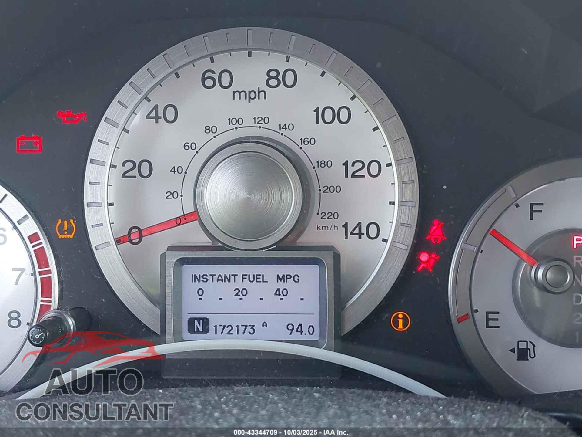 HONDA PILOT 2011 - 5FNYF4H93BB027712