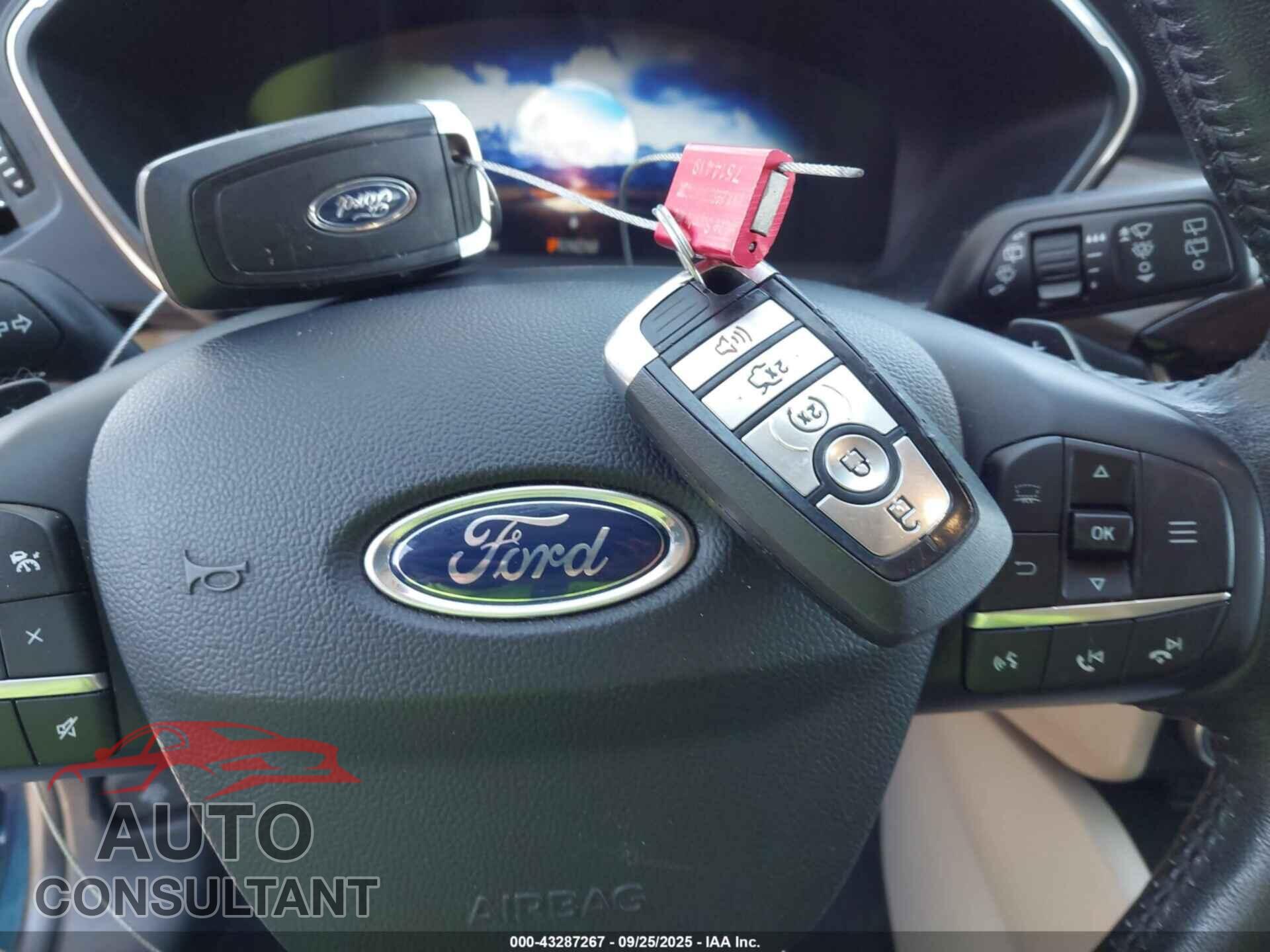 FORD ESCAPE 2020 - 1FMCU9J96LUA36092