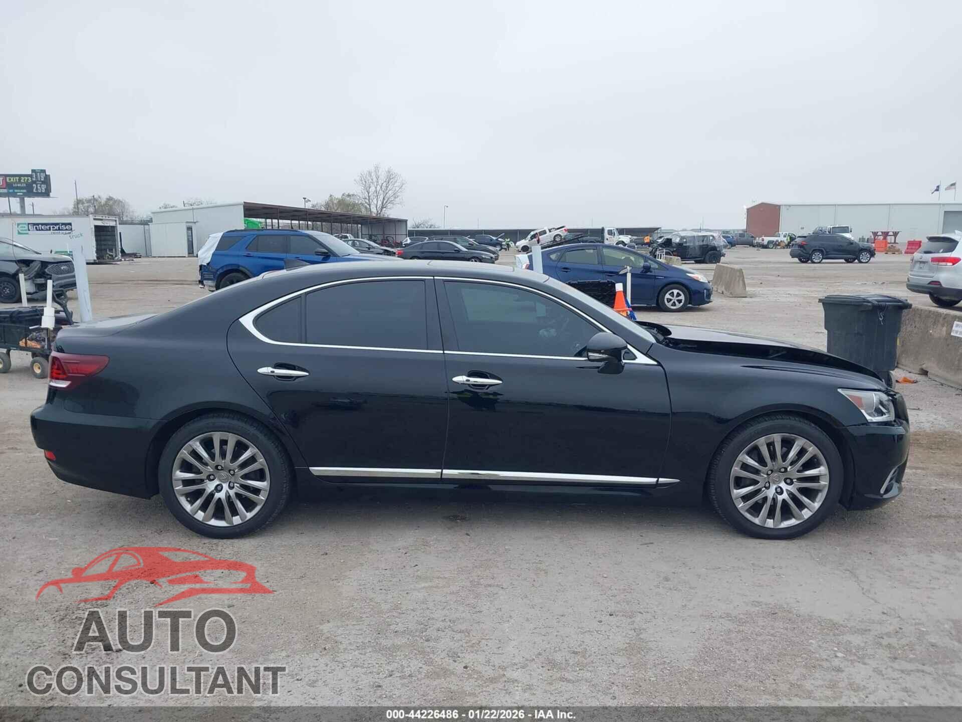 LEXUS LS 460 2016 - JTHBL5EF5G5142267