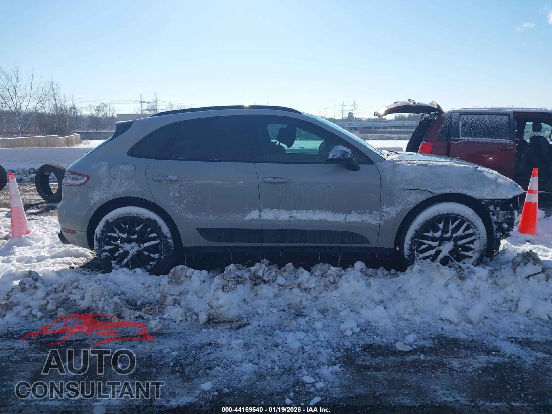 PORSCHE MACAN 2017 - WP1AA2A50HLB03595