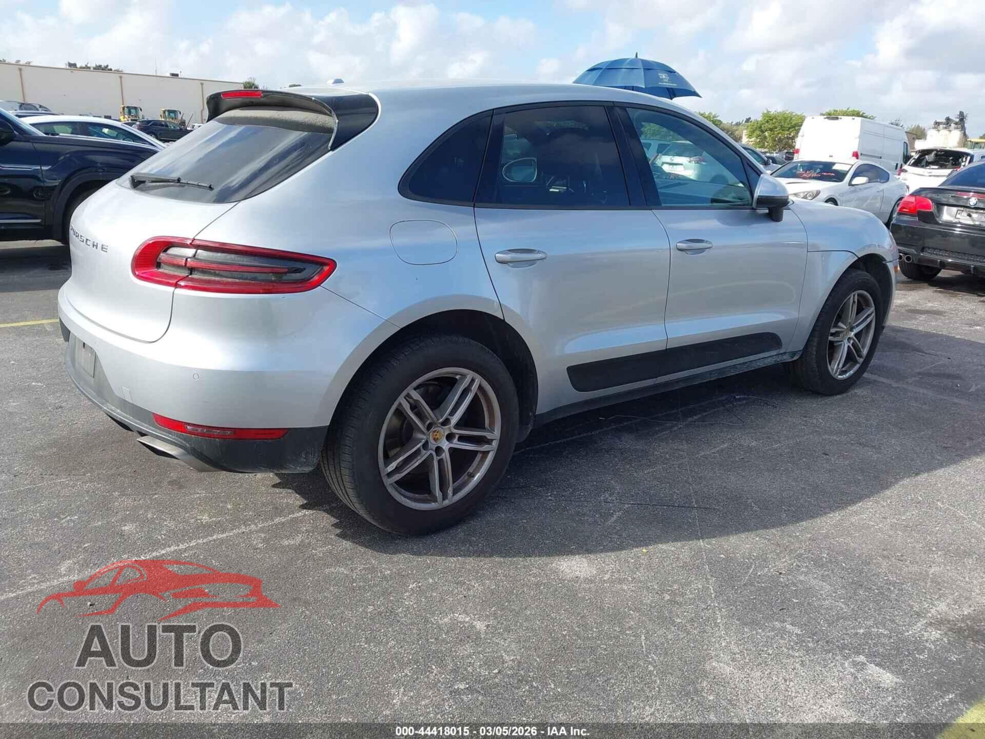 PORSCHE MACAN 2017 - WP1AA2A5XHLB04351