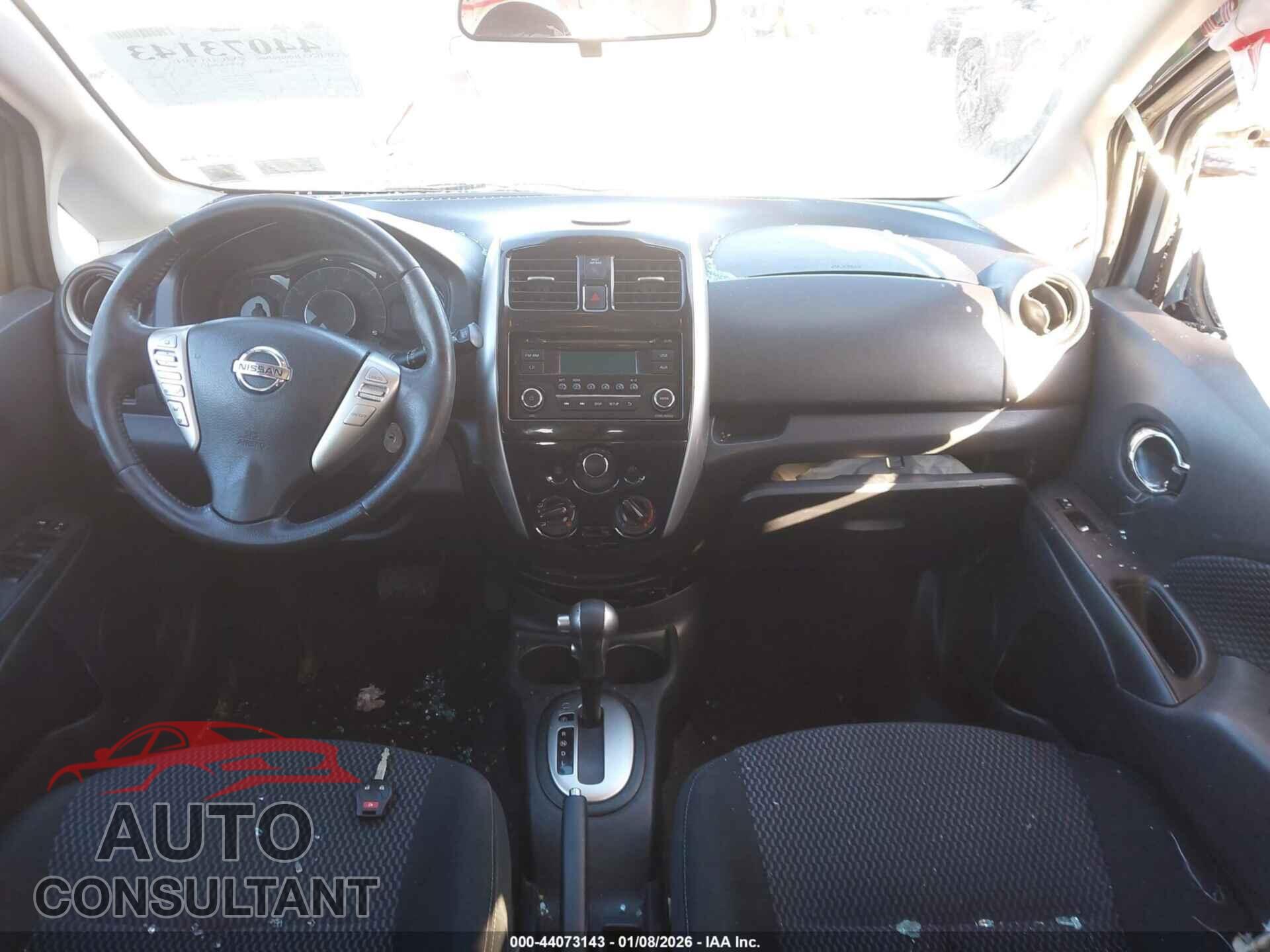 NISSAN VERSA NOTE 2015 - 3N1CE2CP1FL420271
