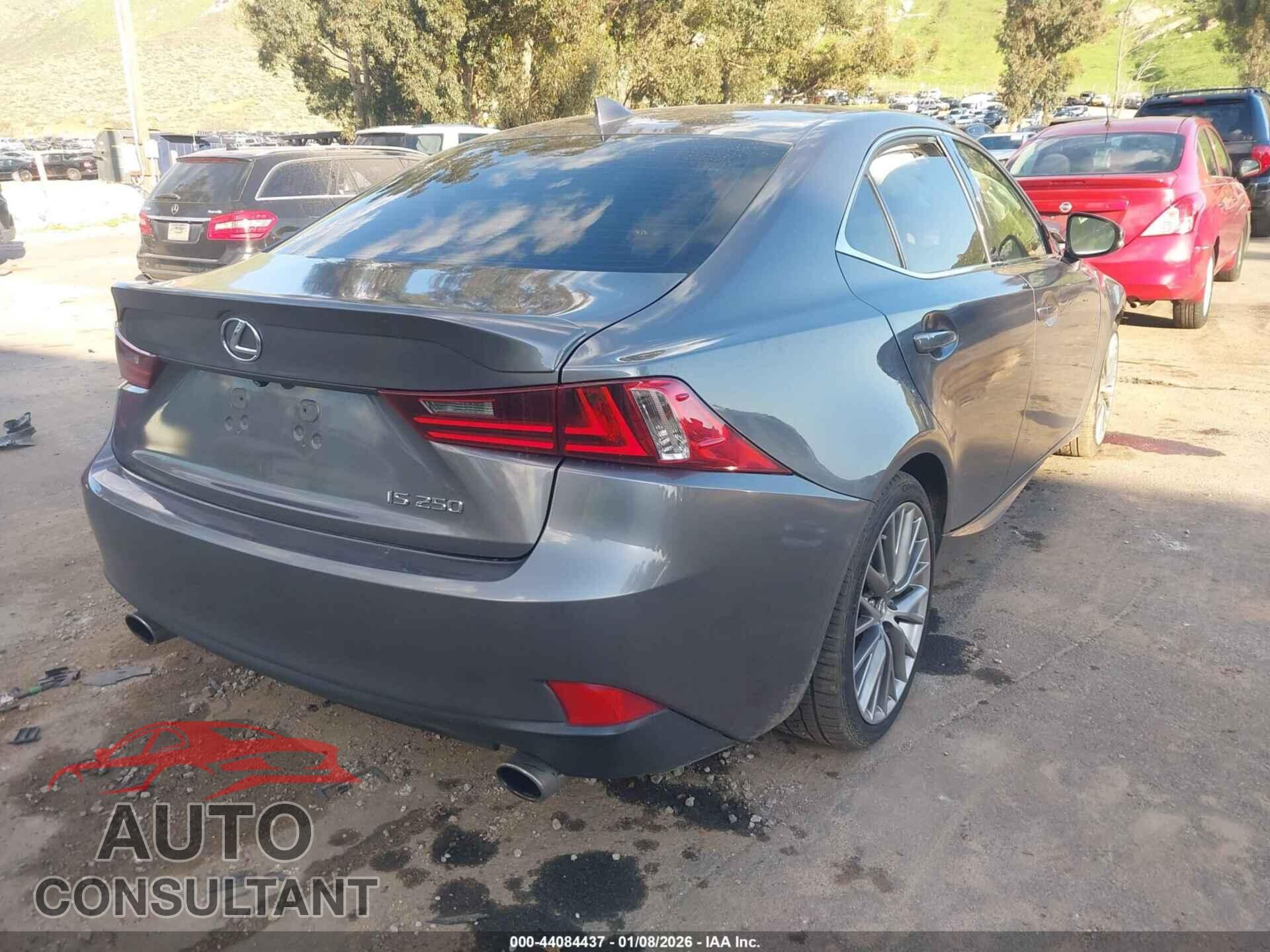 LEXUS IS 250 2015 - JTHBF1D20F5054529