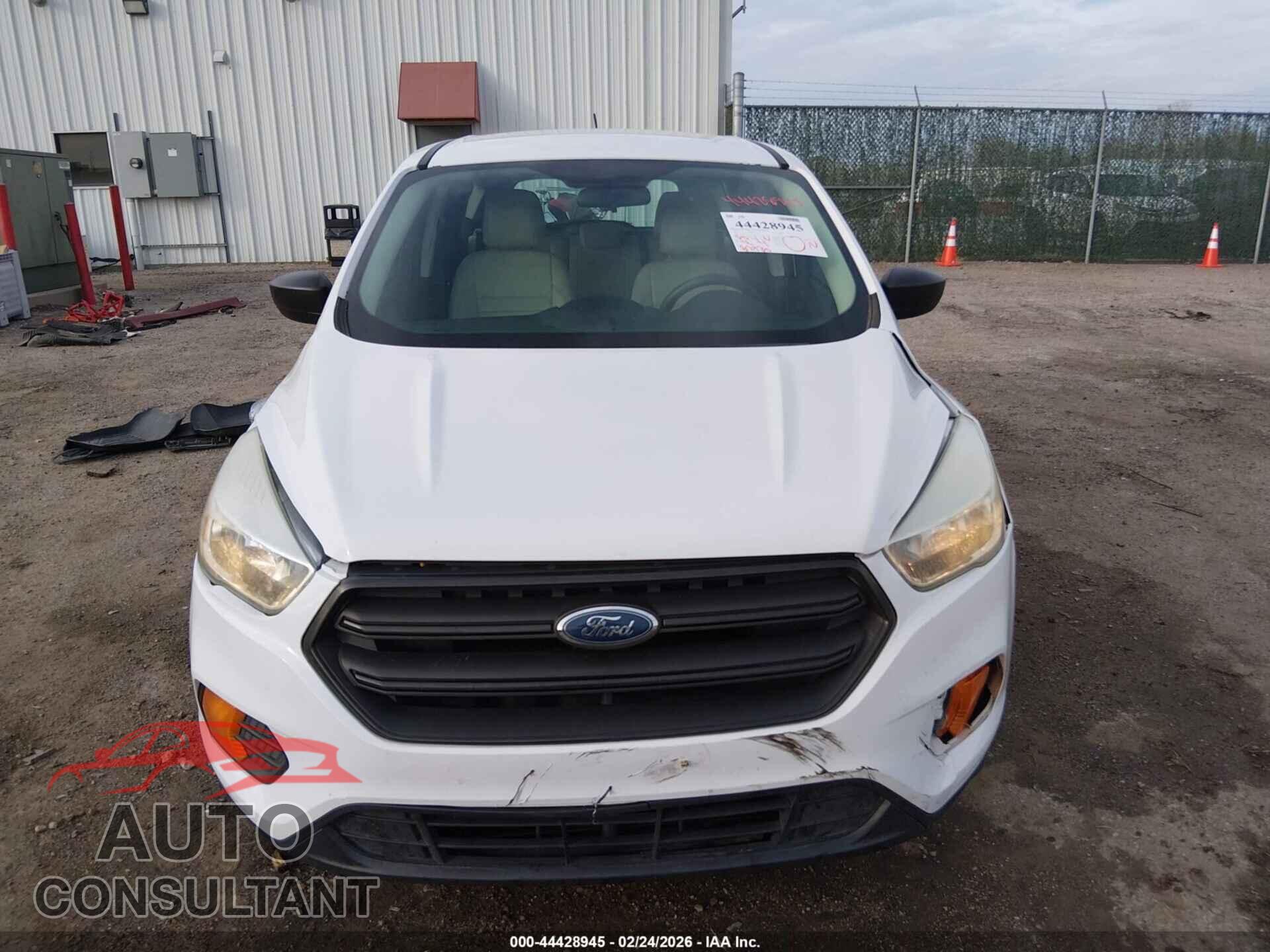 FORD ESCAPE 2017 - 1FMCU0F73HUC87243