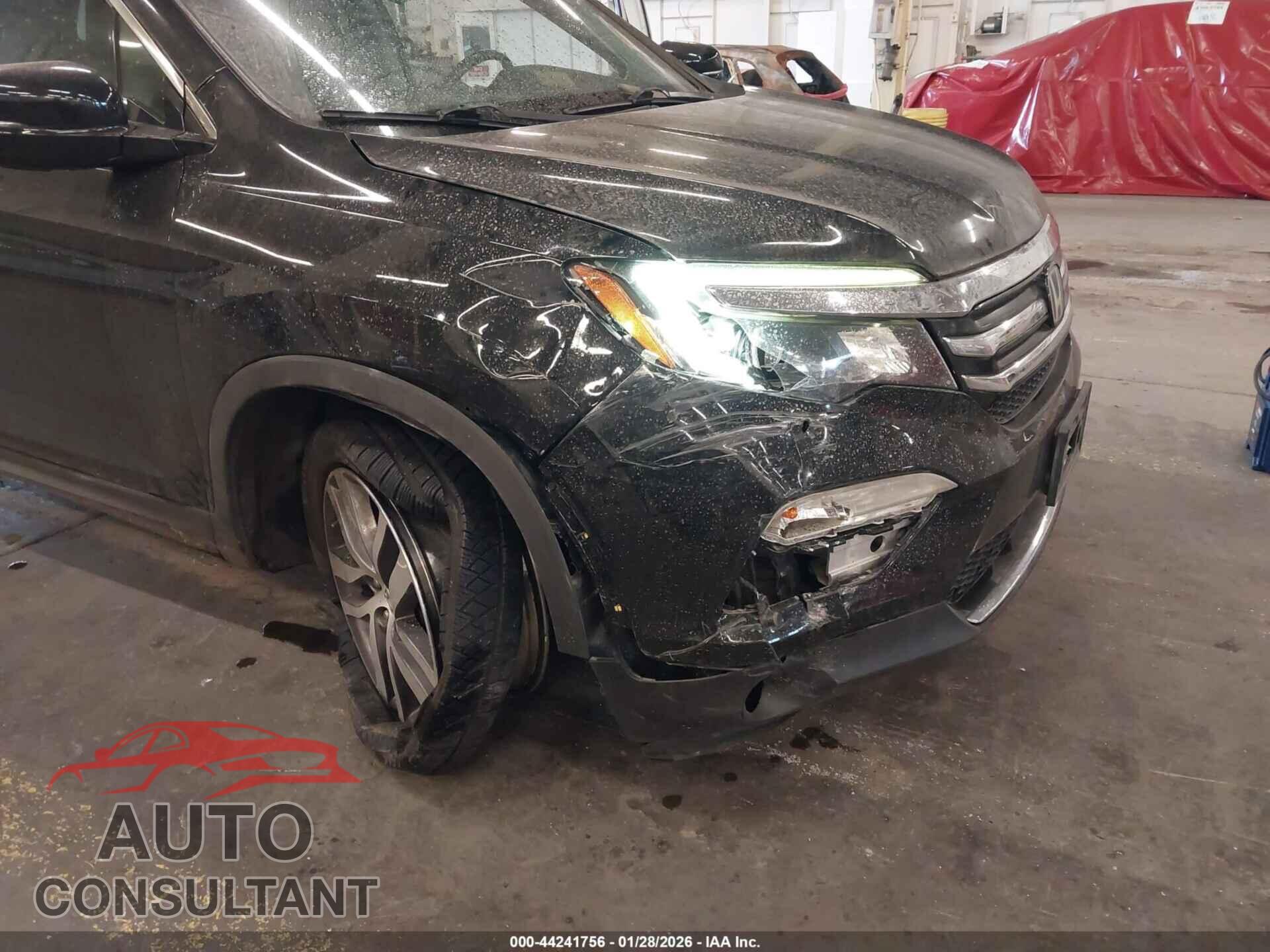 HONDA PILOT 2017 - 5FNYF6H01HB002894