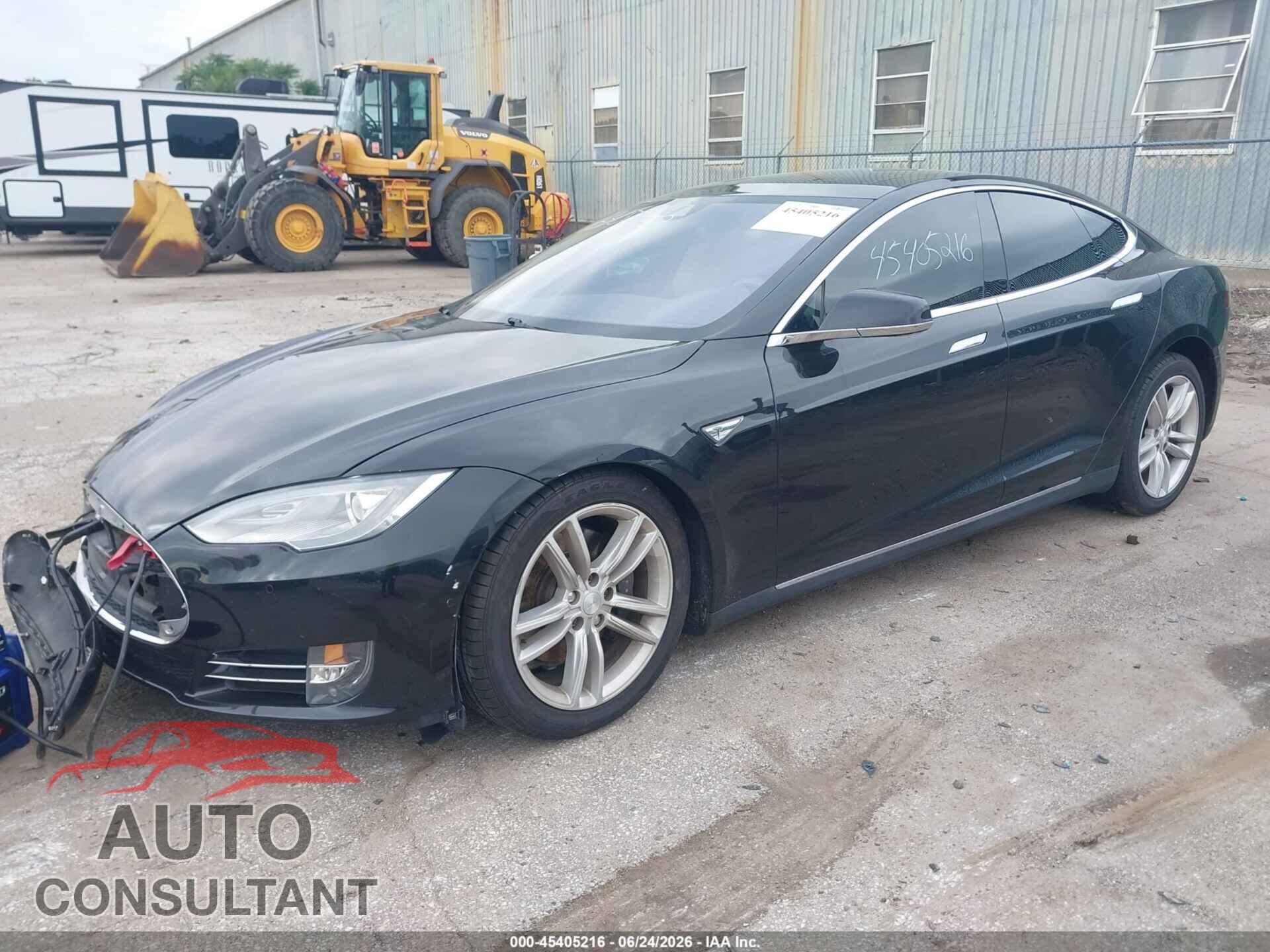 TESLA MODEL S 2015 - 5YJSA1E28FF103716