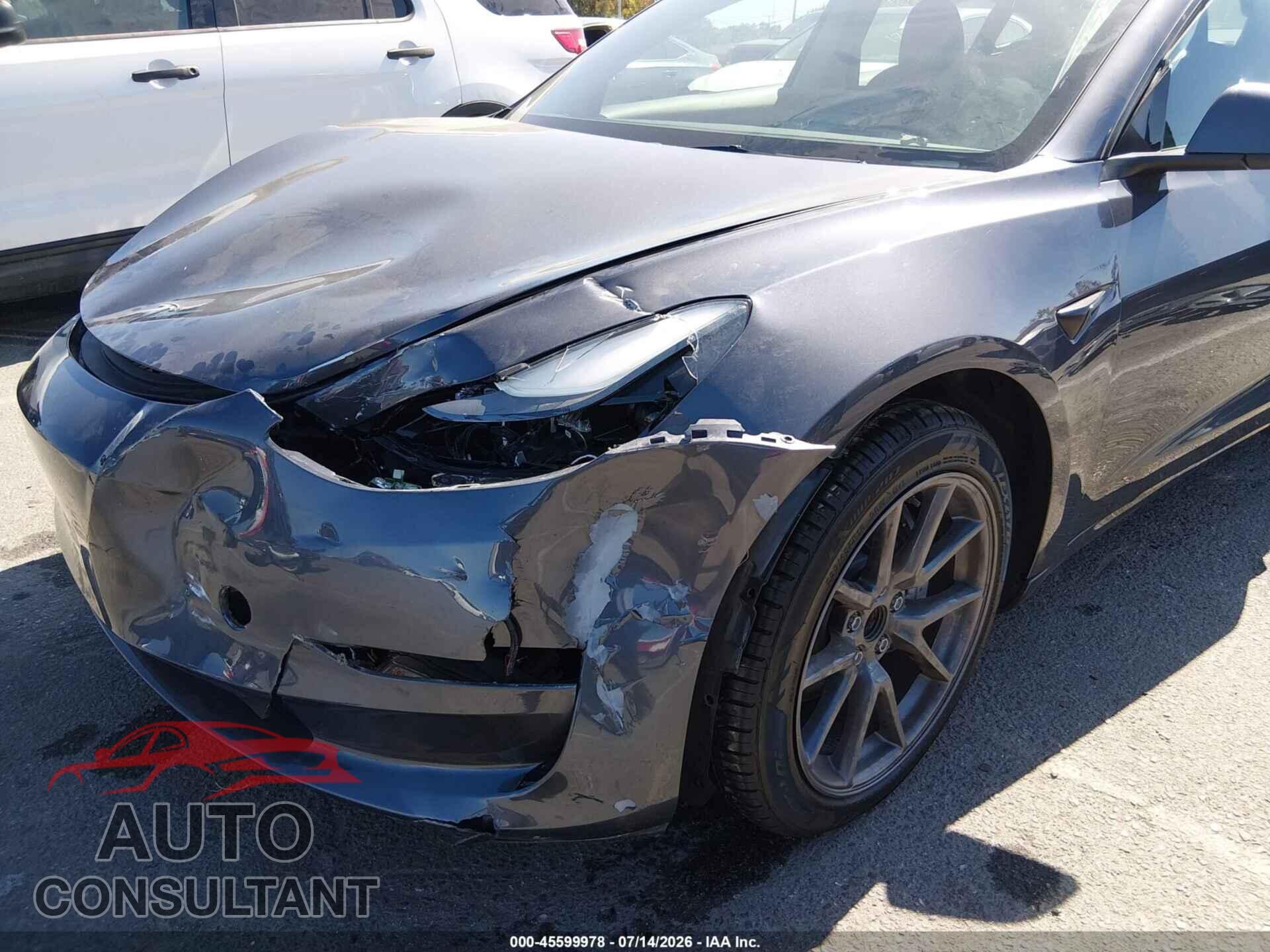 TESLA MODEL 3 2023 - 5YJ3E1EA3PF543182