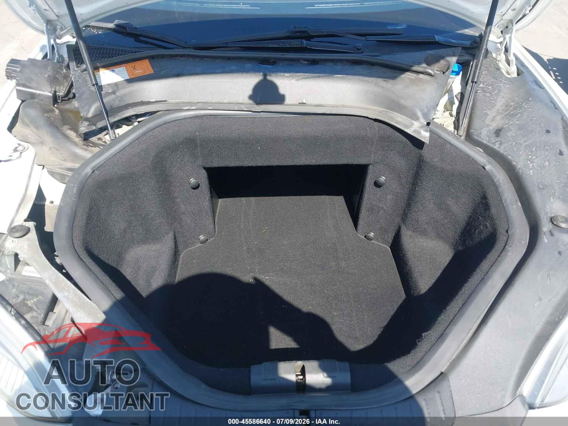 TESLA MODEL S 2013 - 5YJSA1CN9DFP23016