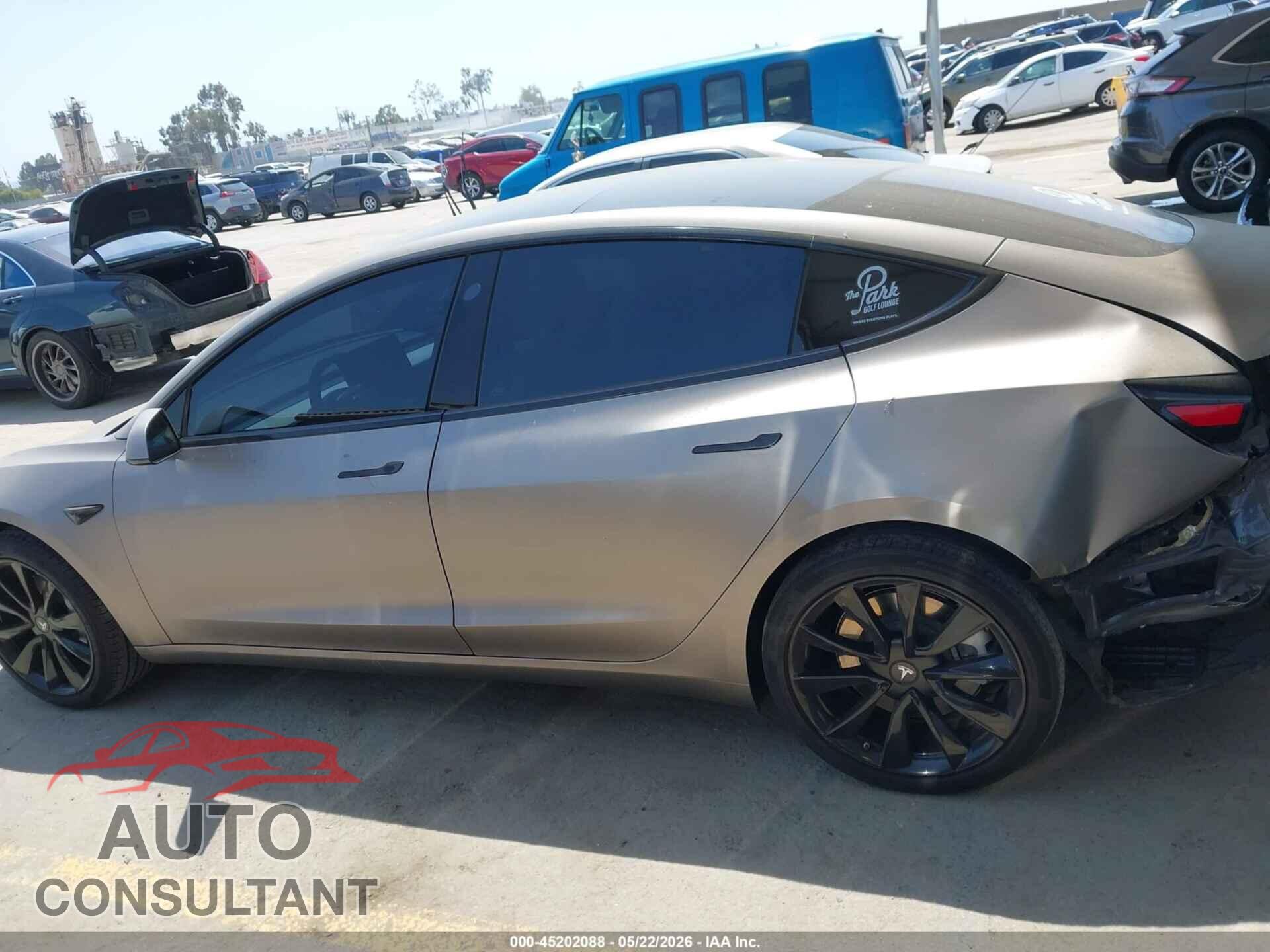 TESLA MODEL 3 2020 - 5YJ3E1EA9LF615643