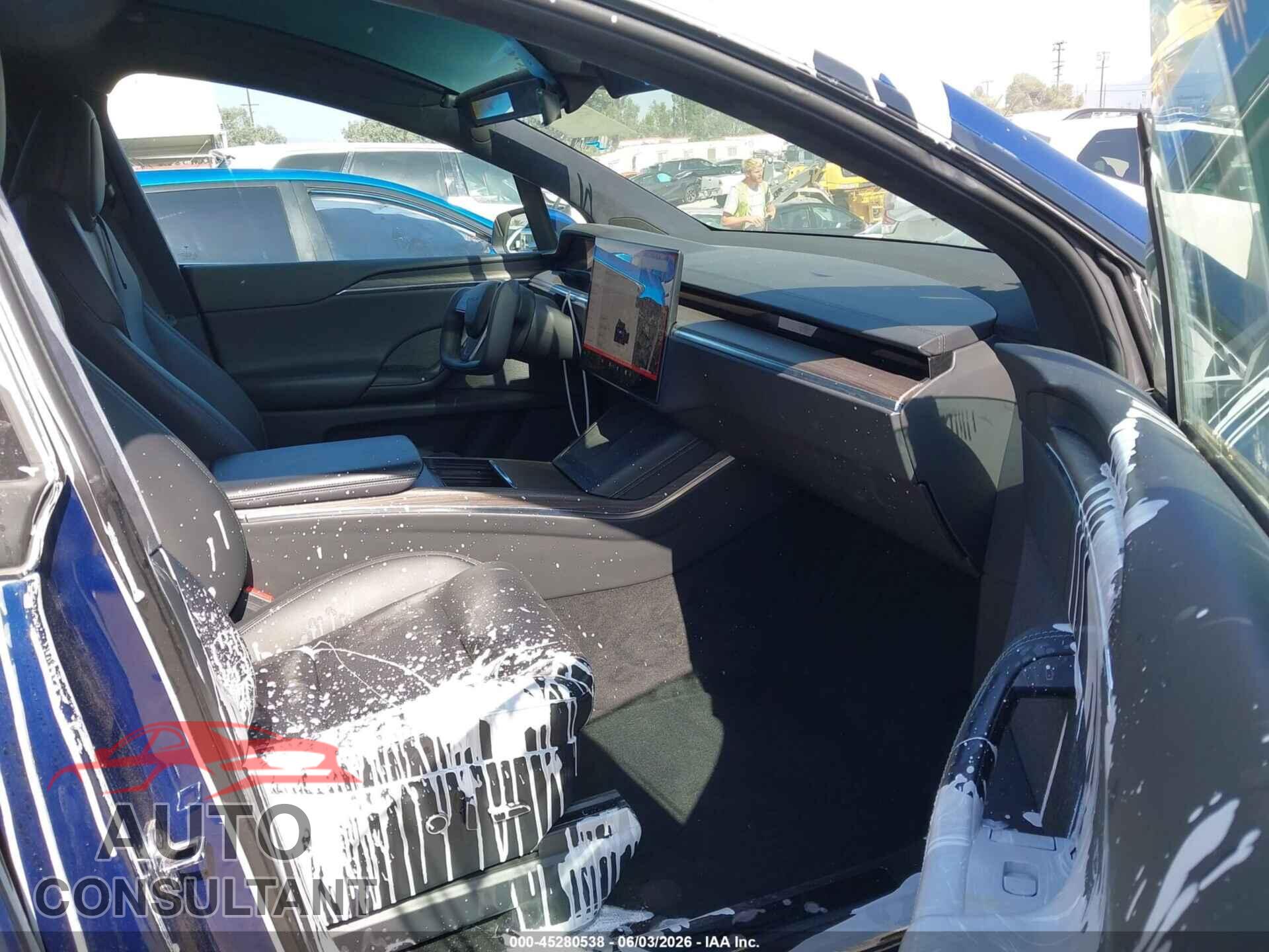 TESLA MODEL X 2023 - 7SAXCDE59PF386840