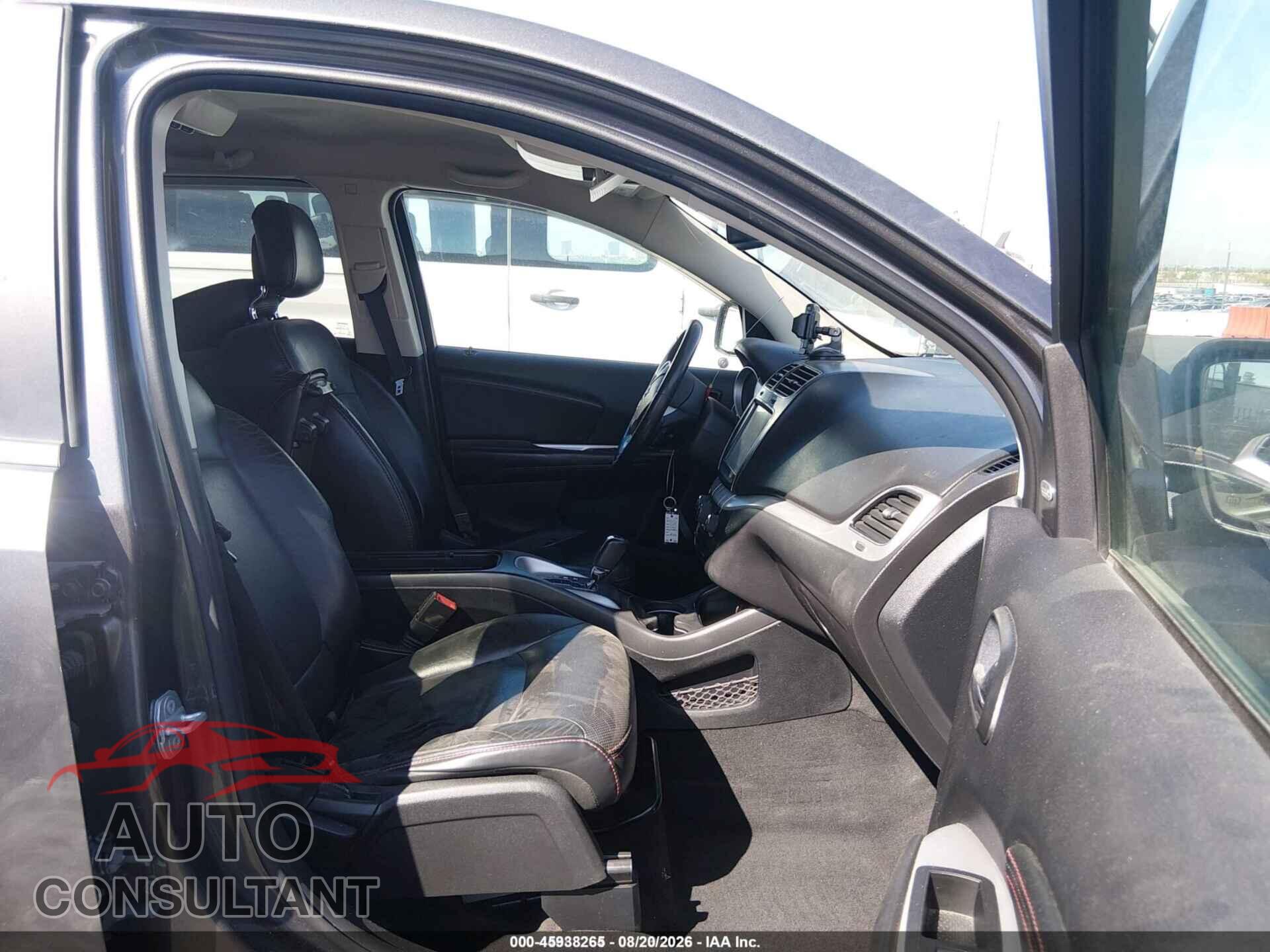 DODGE JOURNEY 2015 - 3C4PDCEG3FT686959