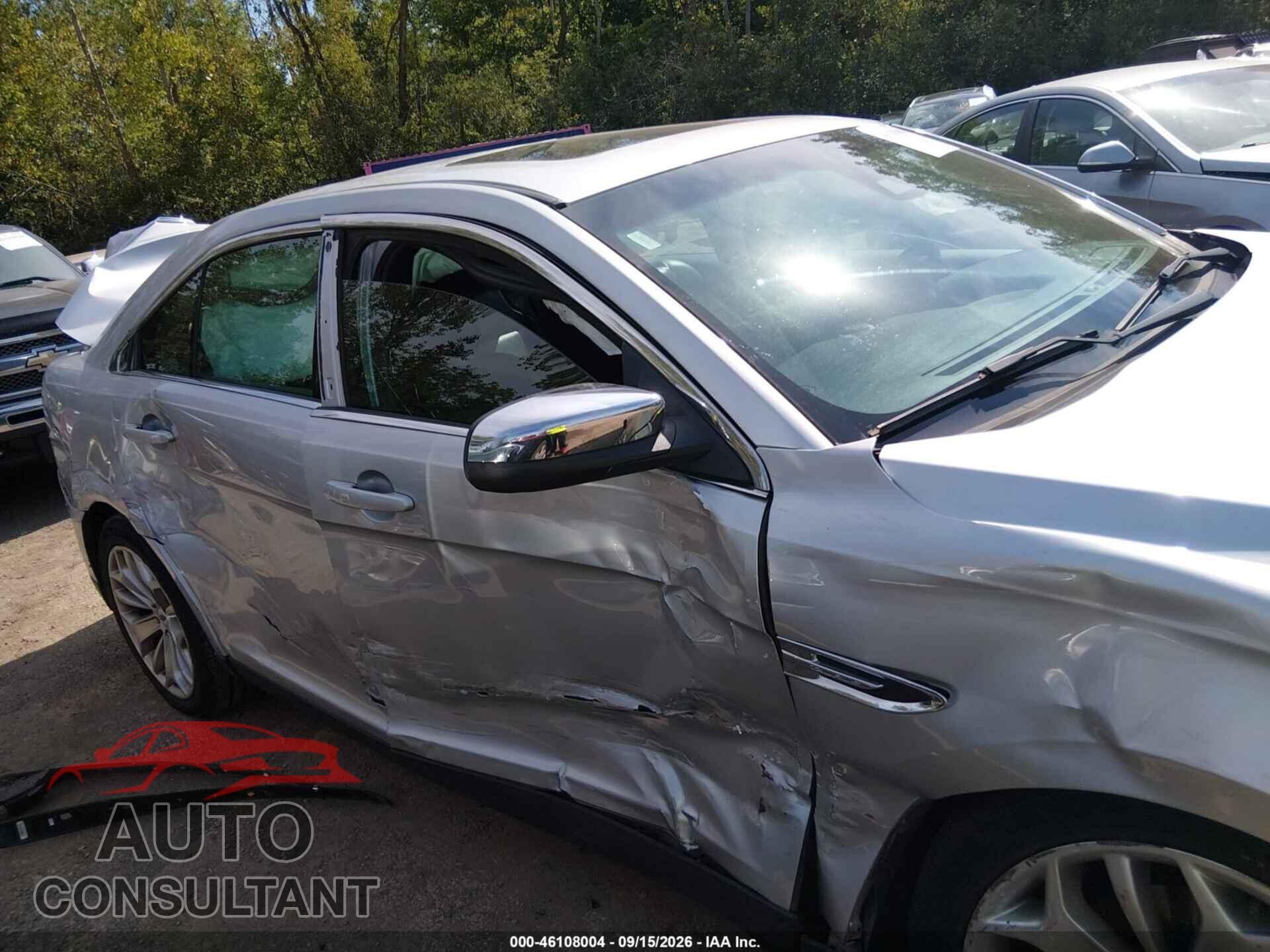 FORD TAURUS 2017 - 1FAHP2F83HG123601