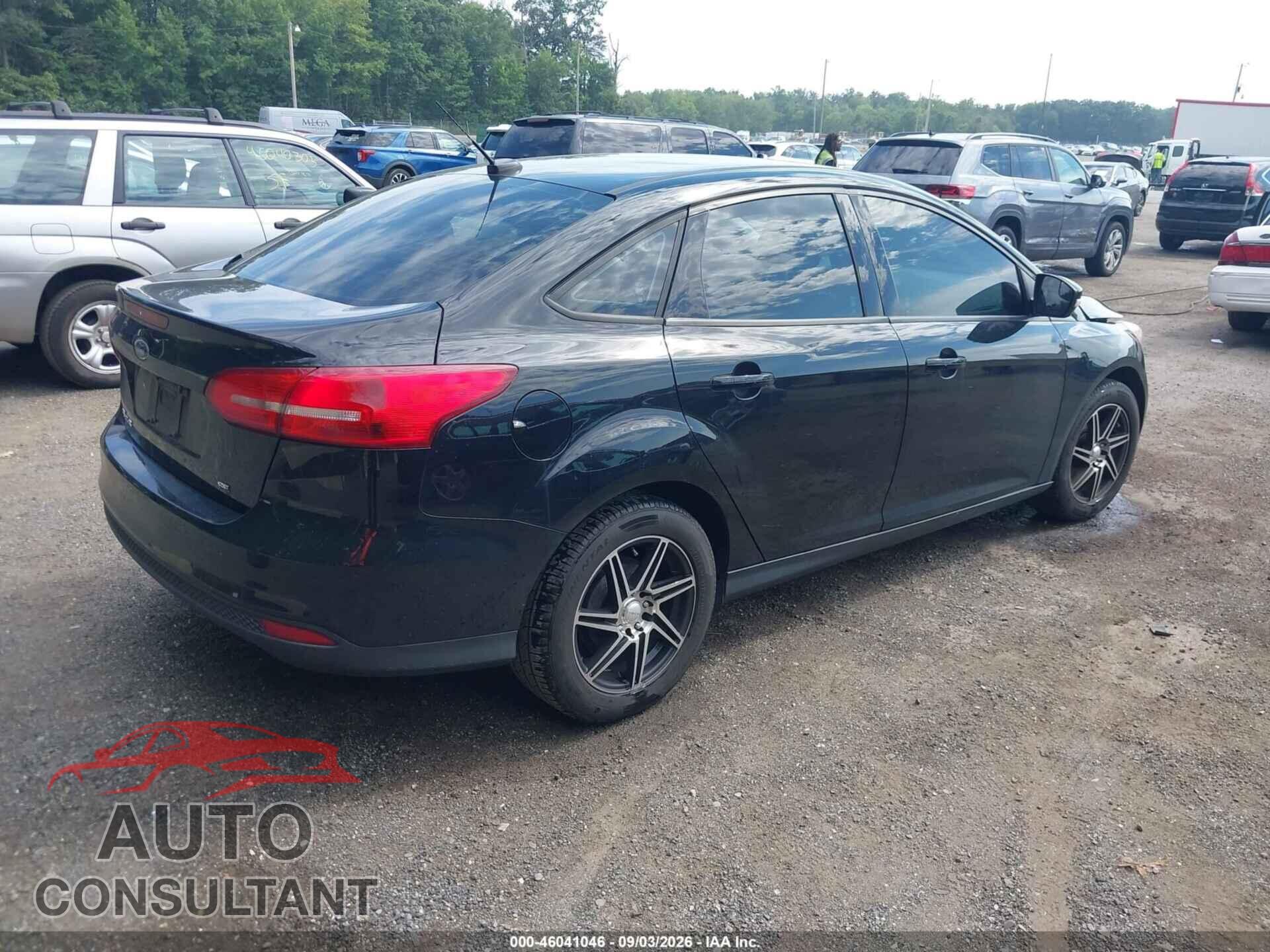 FORD FOCUS 2017 - 1FADP3F27HL321993