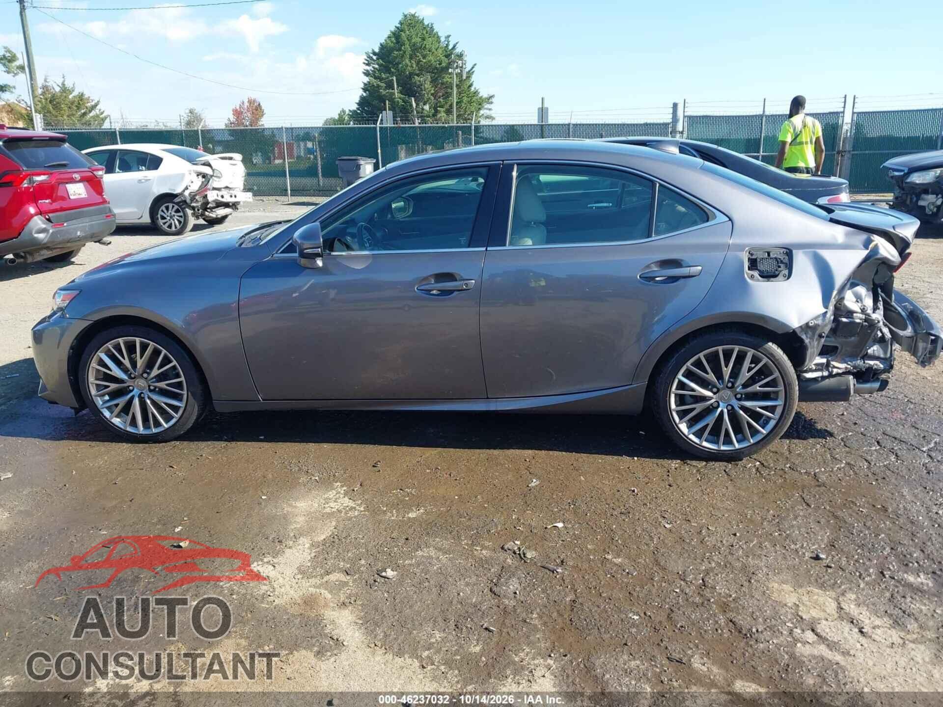 LEXUS IS 250 2015 - JTHBF1D28F5080716