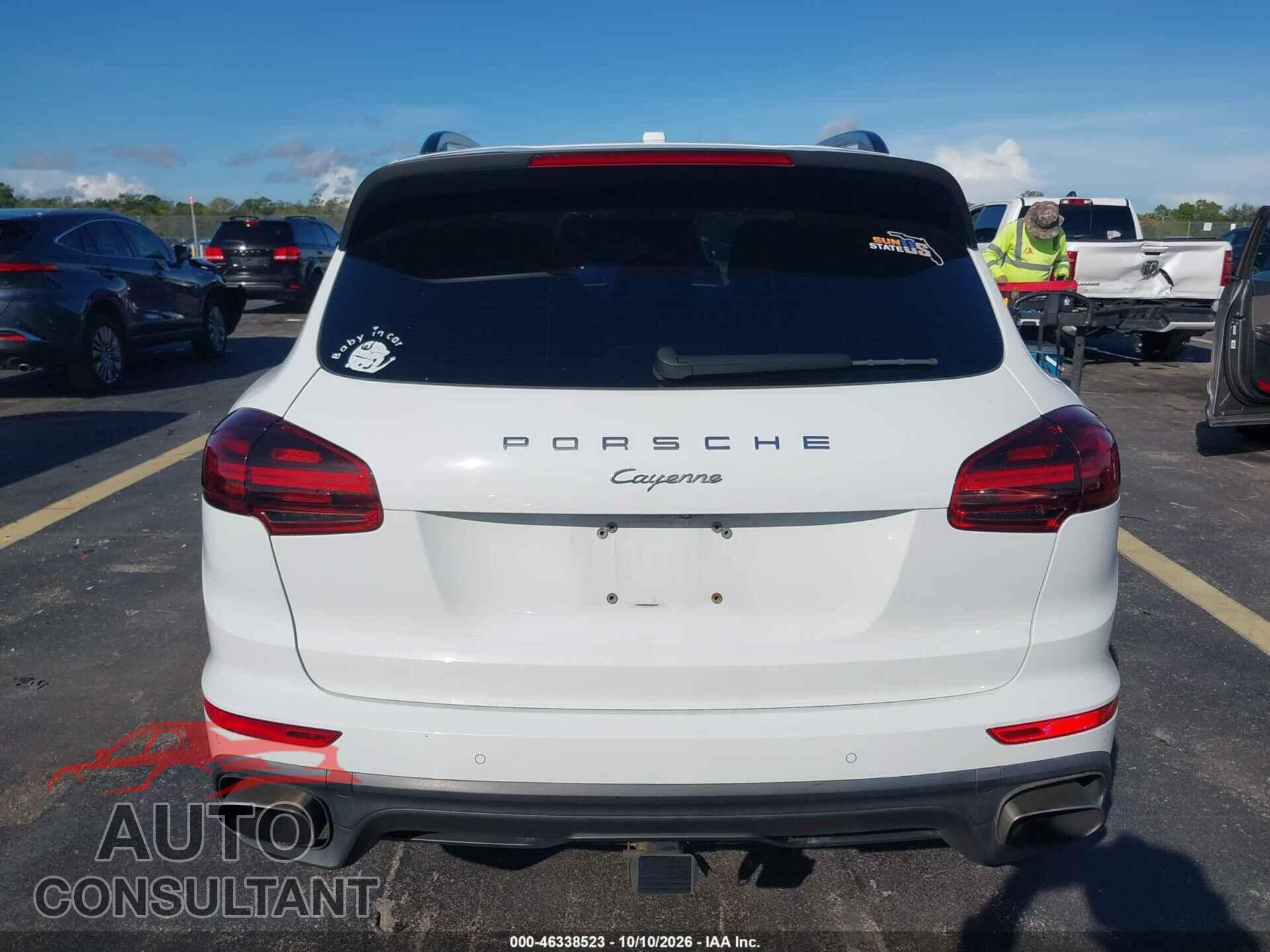 PORSCHE CAYENNE 2017 - WP1AA2A22HKA82731