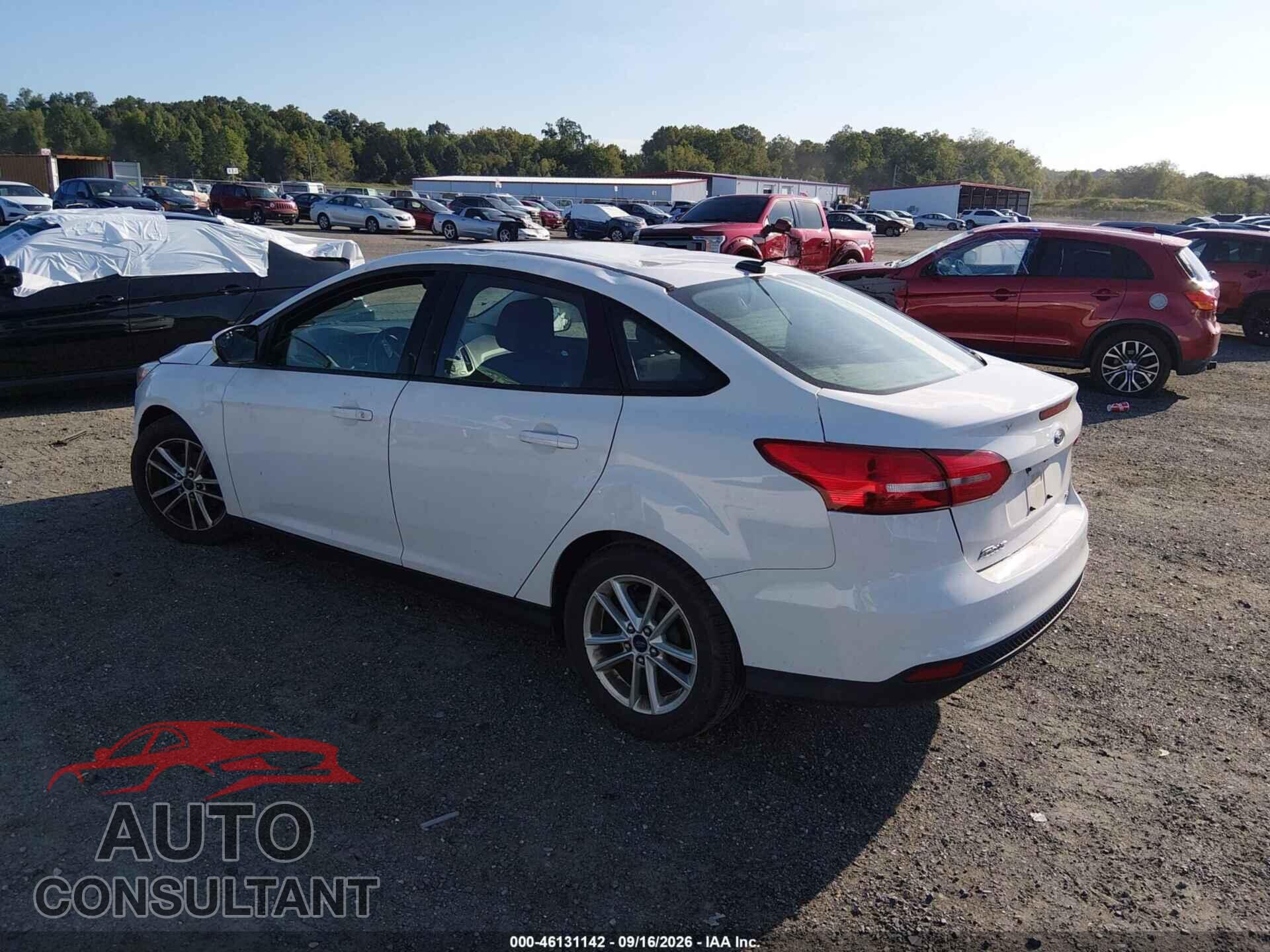 FORD FOCUS 2015 - 1FADP3F20FL258667