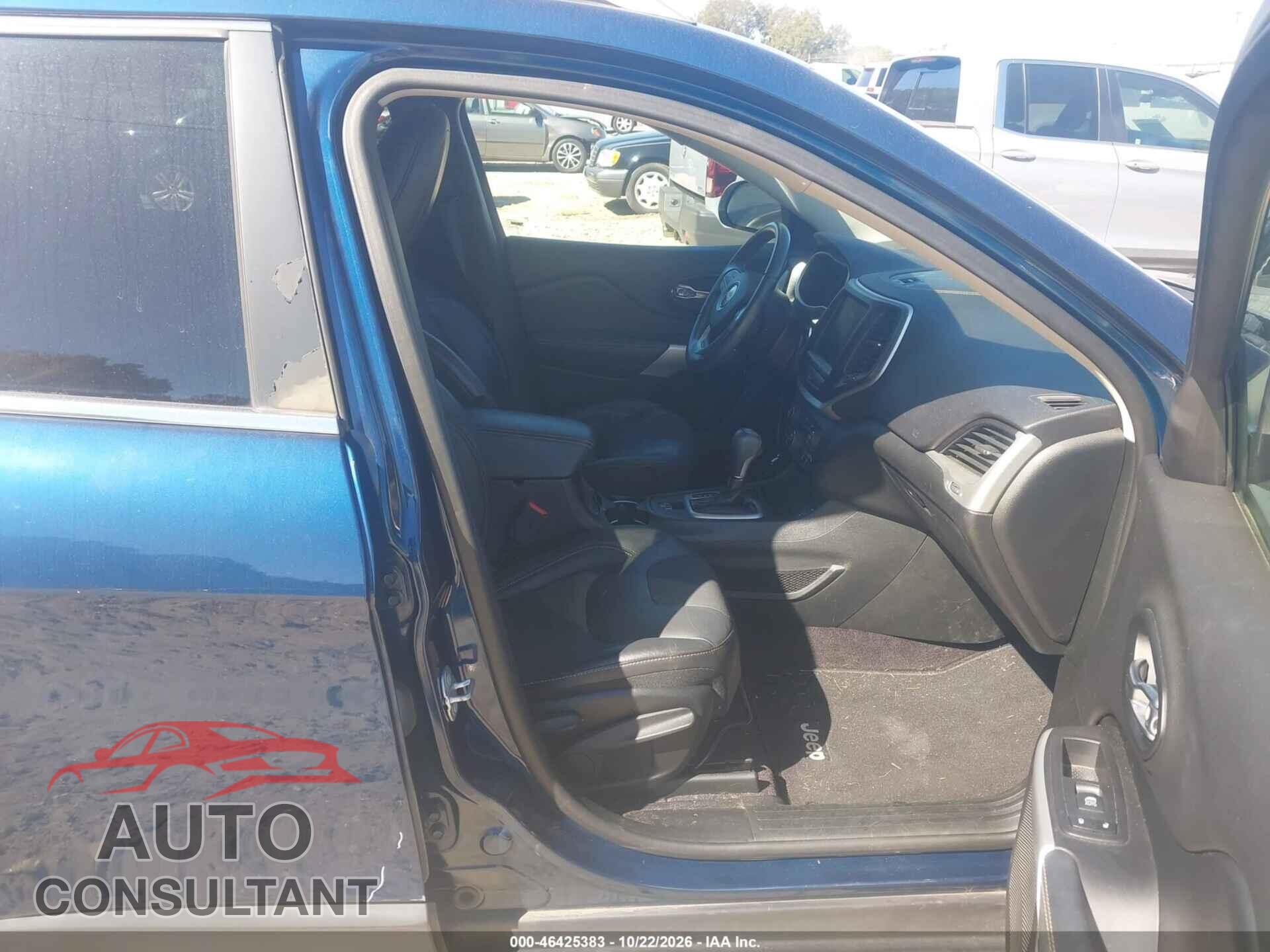 JEEP CHEROKEE 2018 - 1C4PJLLB7JD590427
