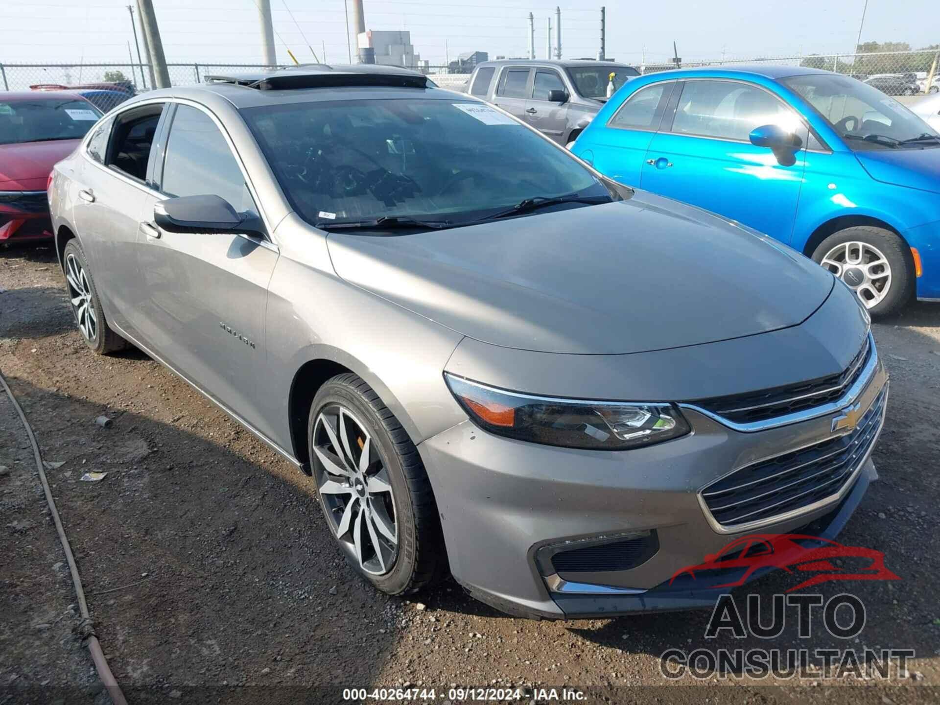 CHEVROLET MALIBU 2017 - 1G1ZE5ST7HF211517