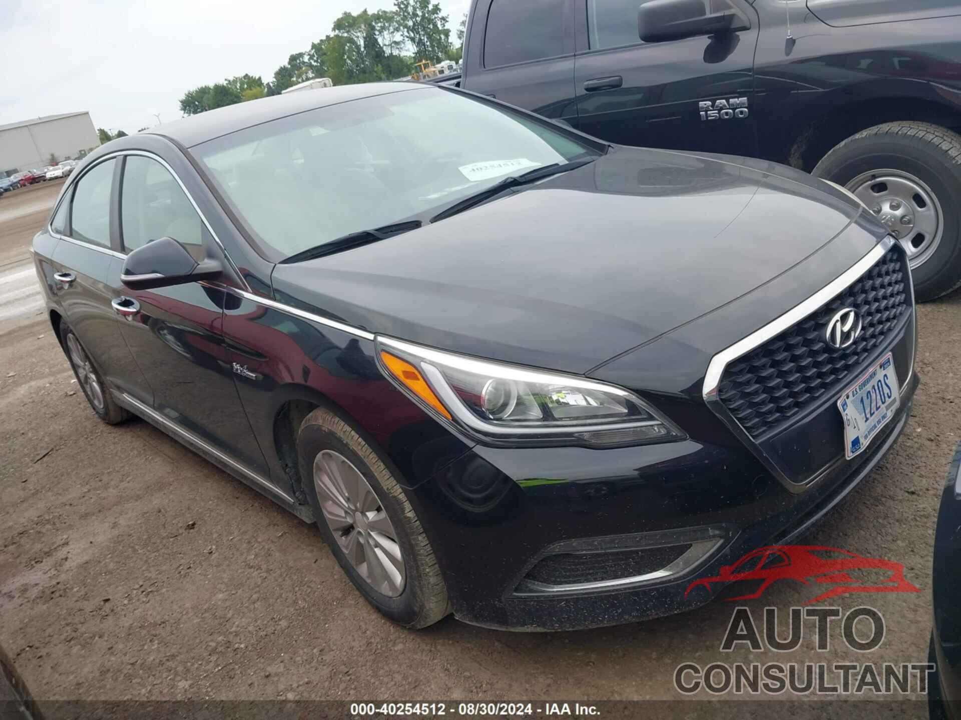 HYUNDAI SONATA HYBRID 2016 - KMHE24L1XGA018940