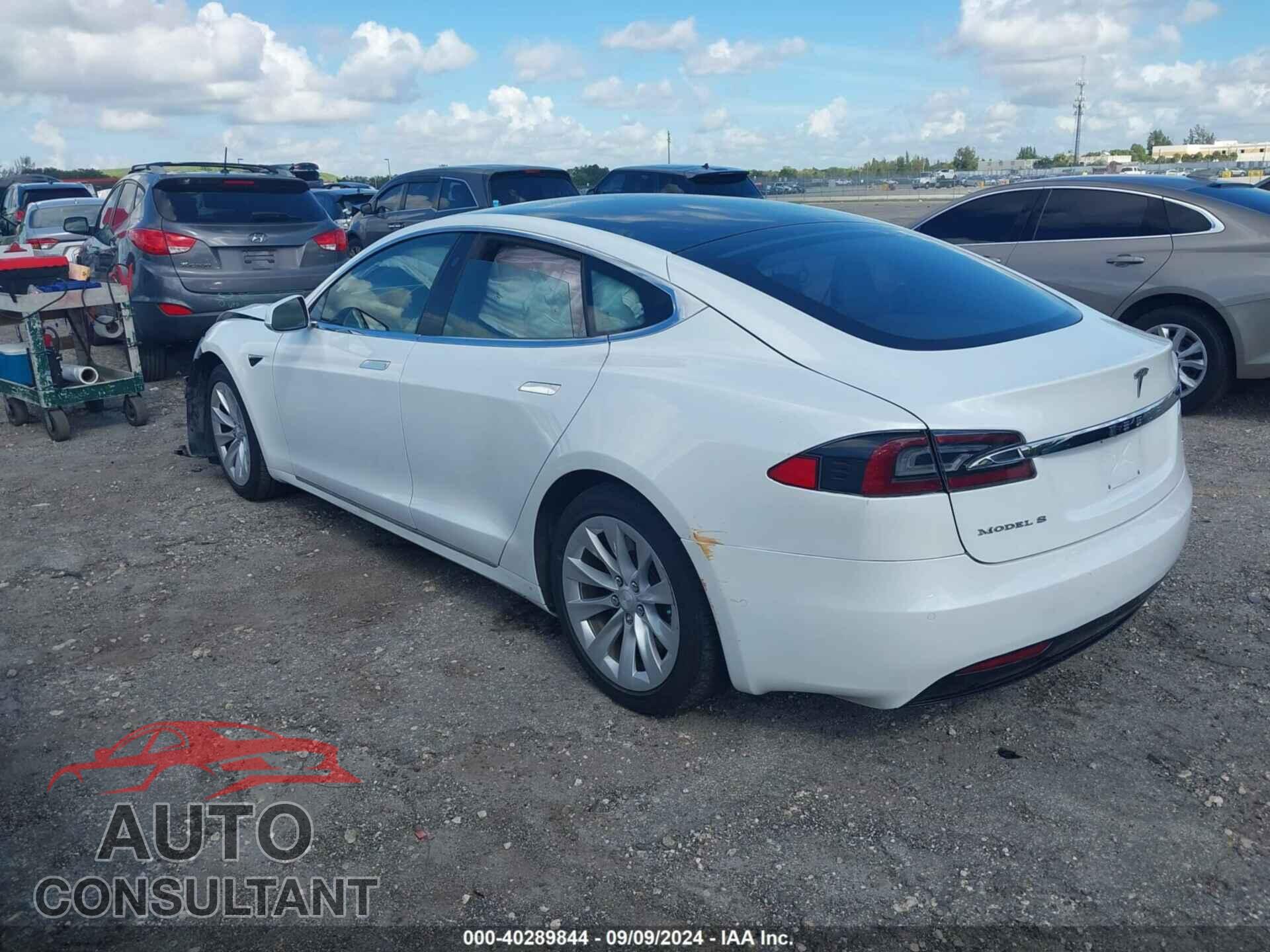 TESLA MODEL S 2017 - 5YJSA1E10HF198878