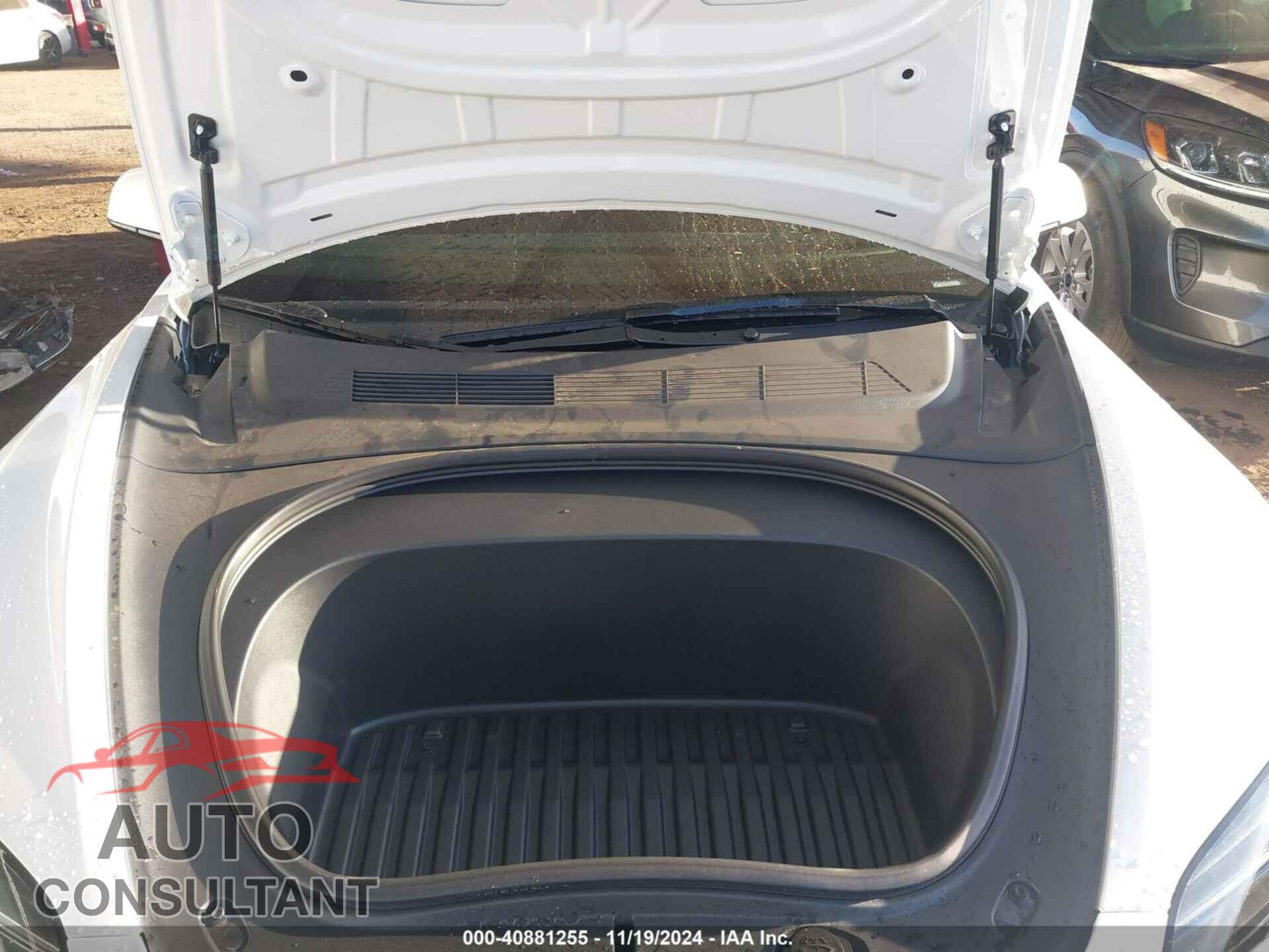 TESLA MODEL 3 2024 - 5YJ3E1EA0RF855902