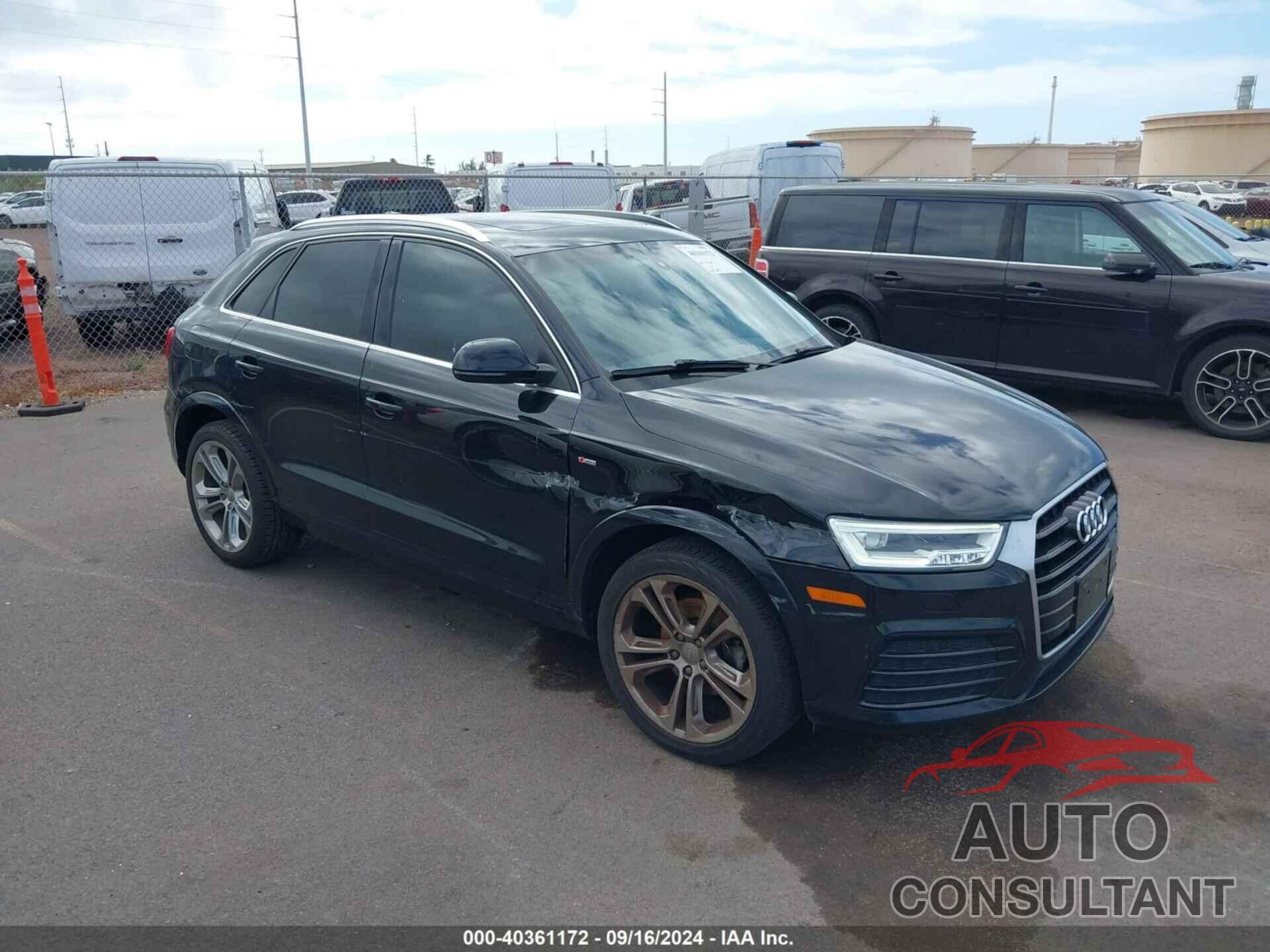 AUDI Q3 2017 - WA1FCCFS7HR017553