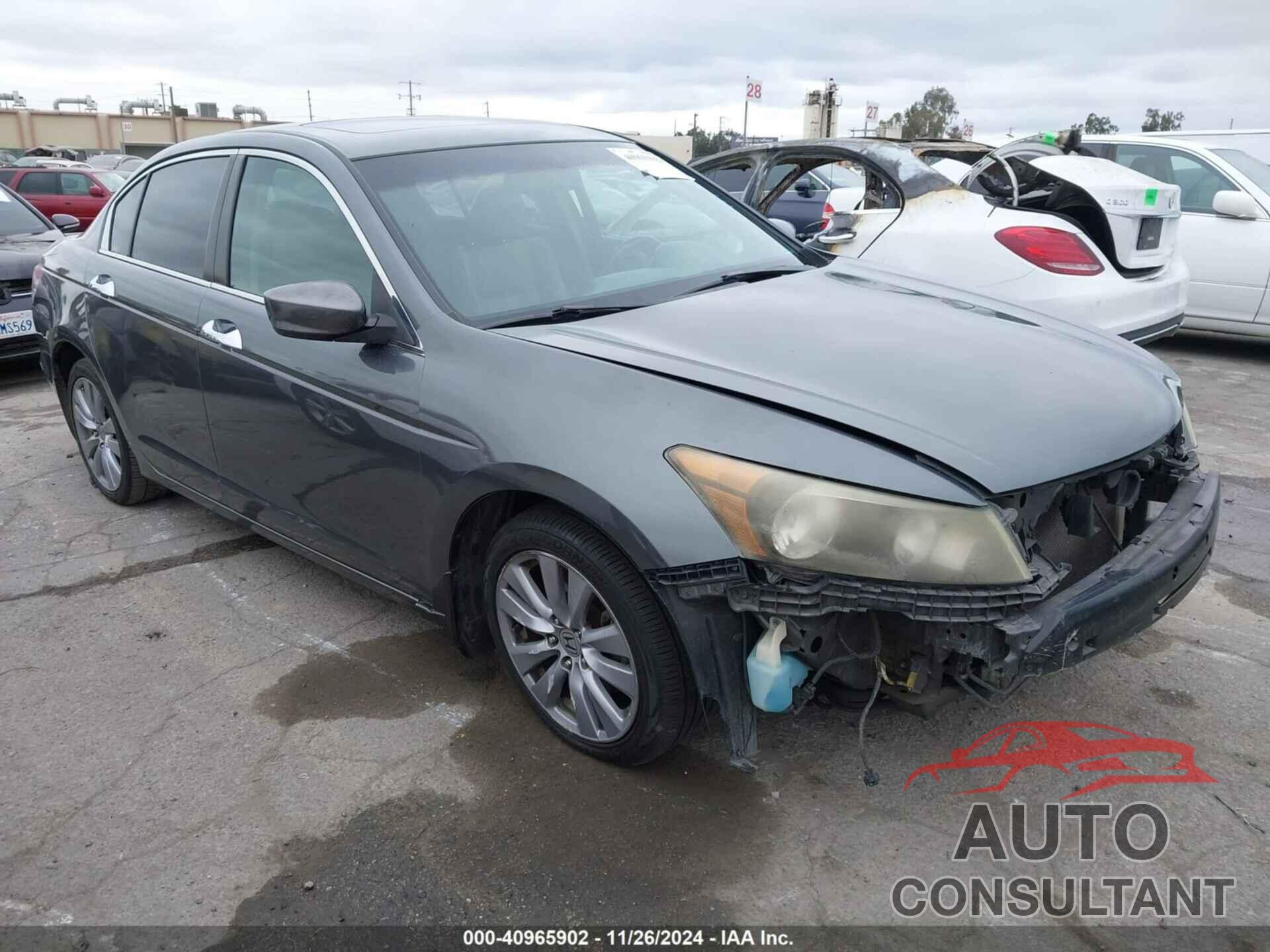 HONDA ACCORD 2011 - 1HGCP3F8XBA010931