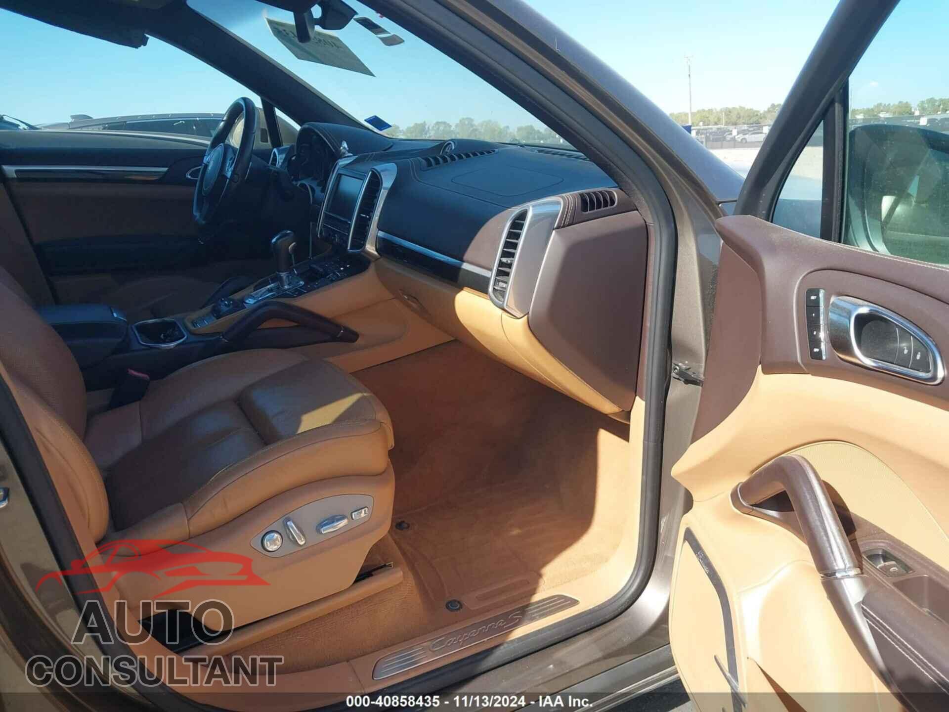 PORSCHE CAYENNE 2012 - WP1AB2A26CLA51062