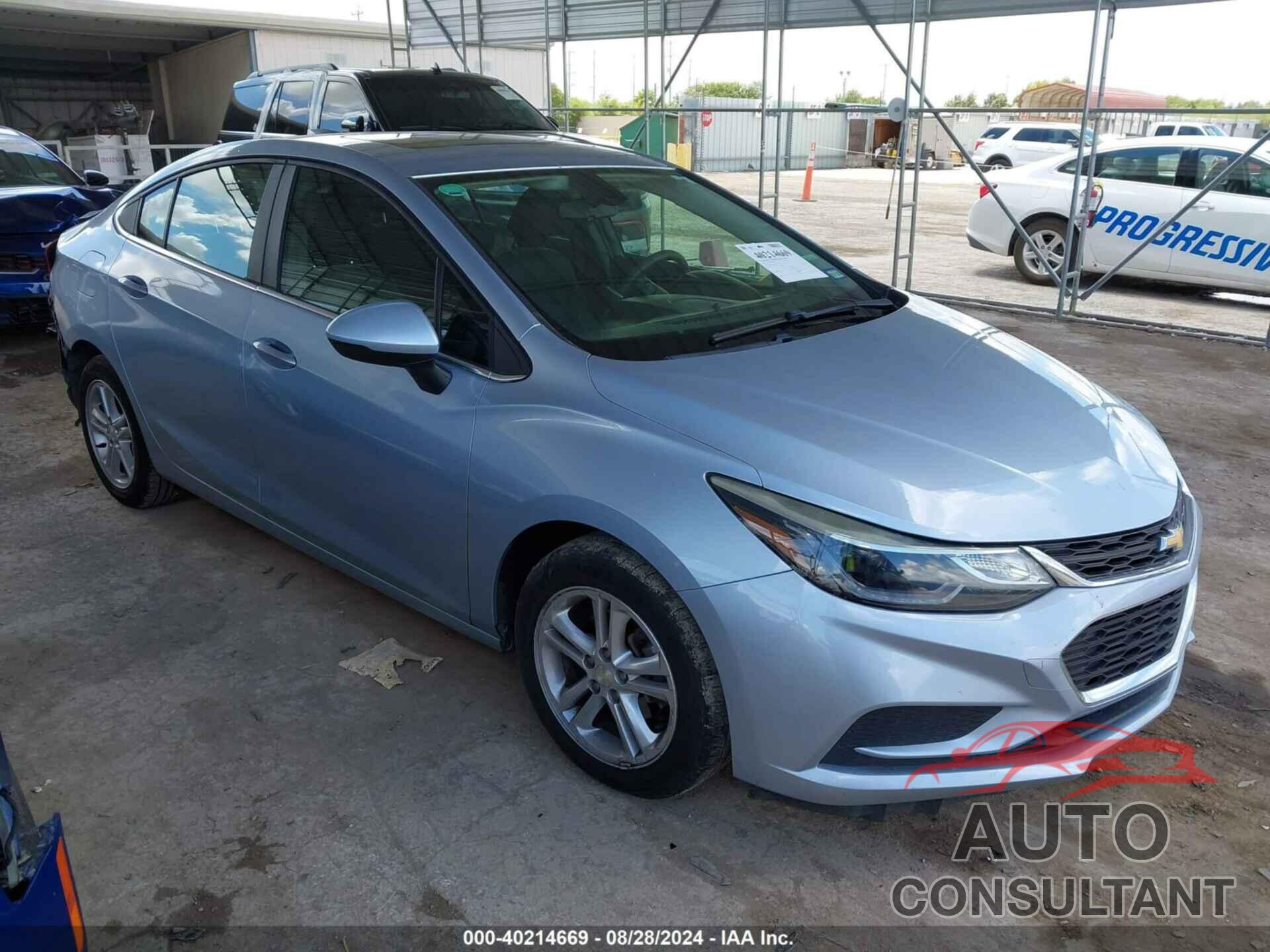 CHEVROLET CRUZE 2018 - 1G1BE5SM2J7145162