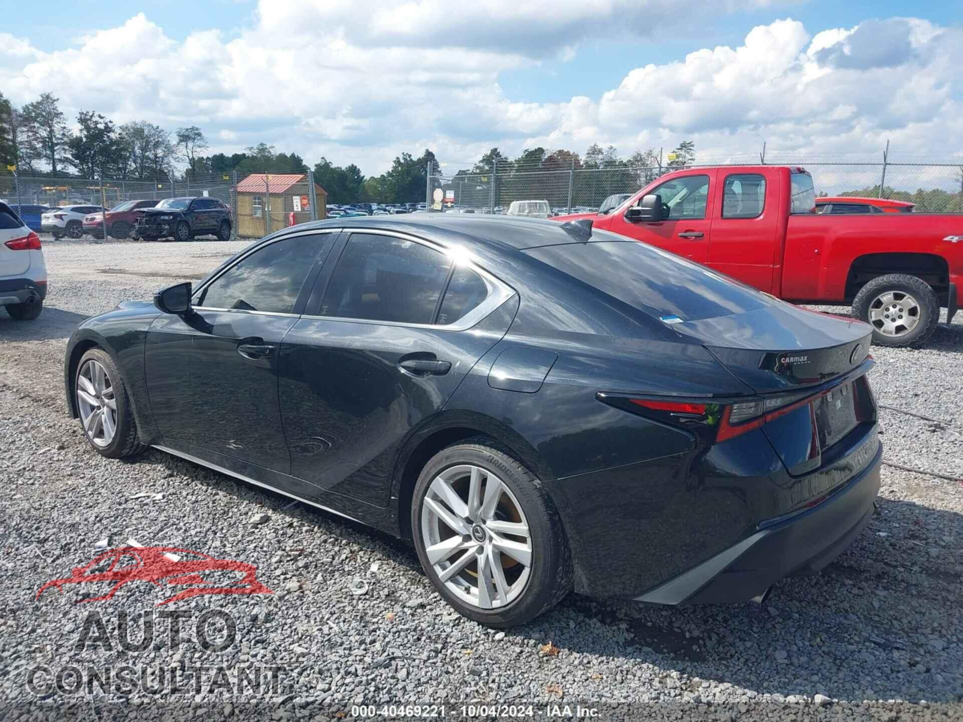 LEXUS IS 300 2021 - JTHCA1D27M5117044