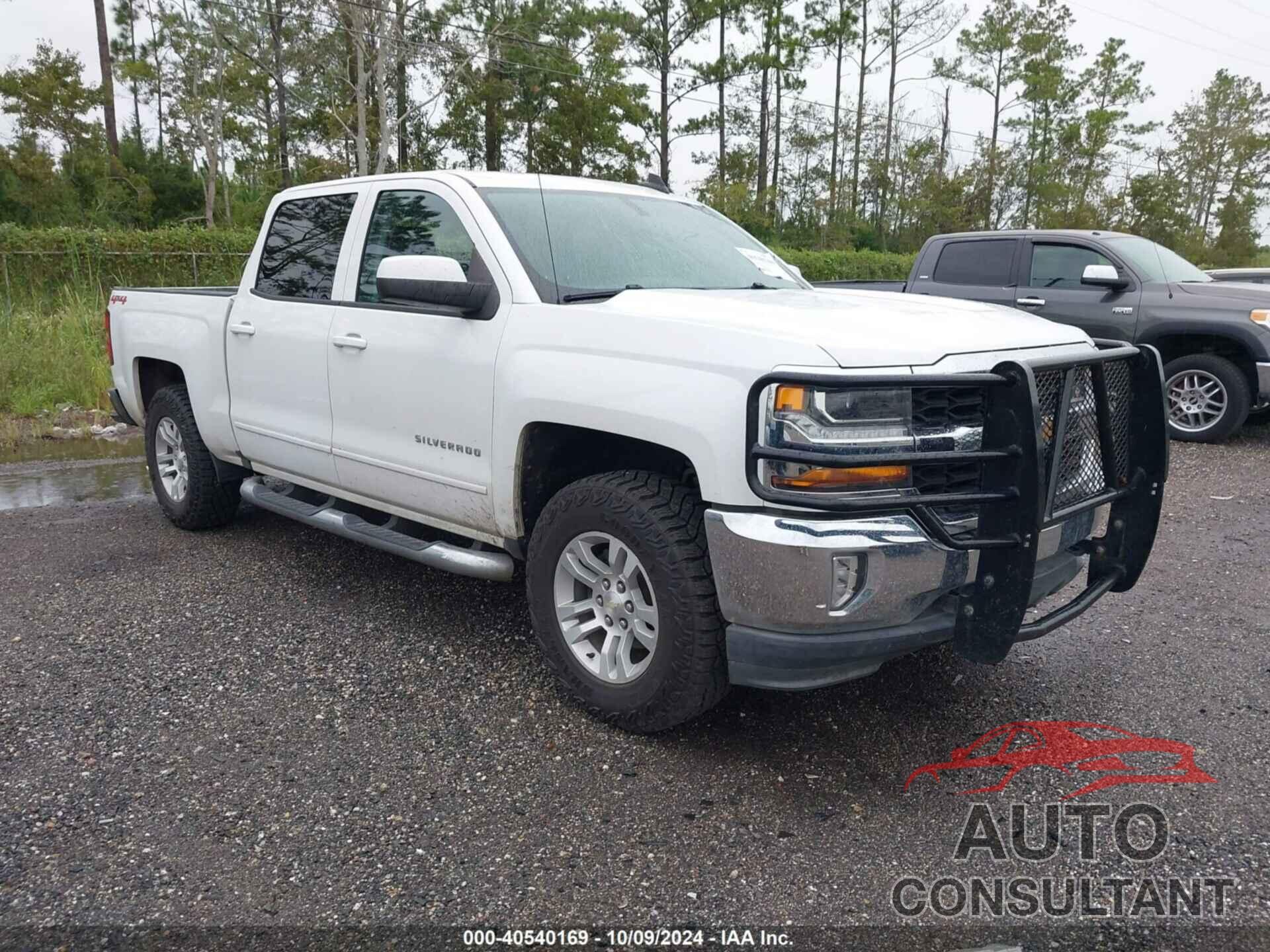 CHEVROLET SILVERADO 1500 2018 - 3GCUKREC1JG224930