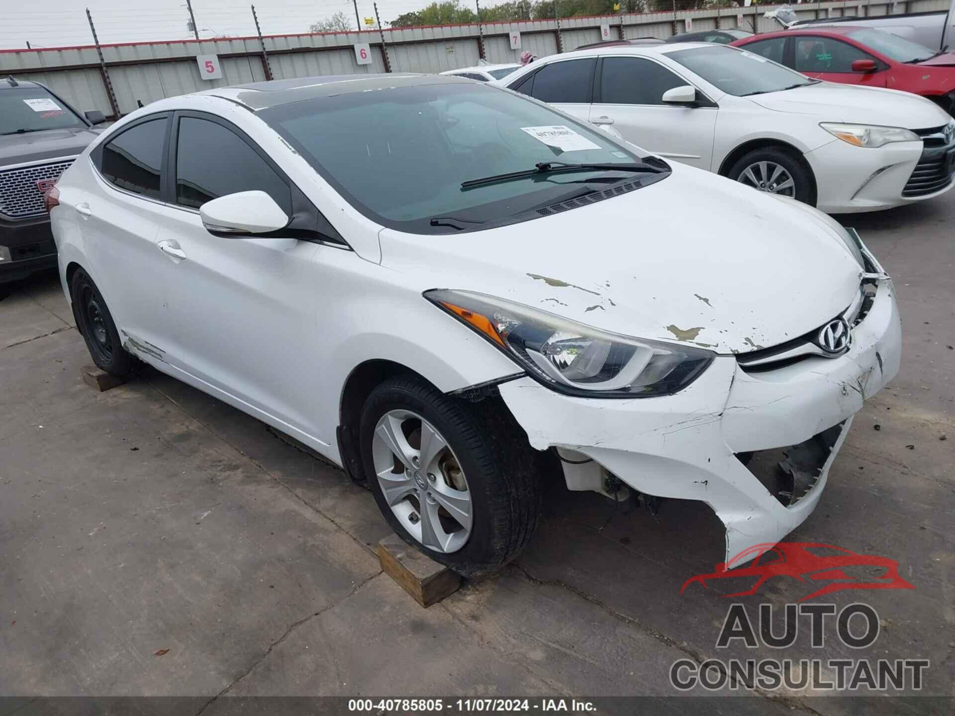 HYUNDAI ELANTRA 2016 - 5NPDH4AE5GH799069
