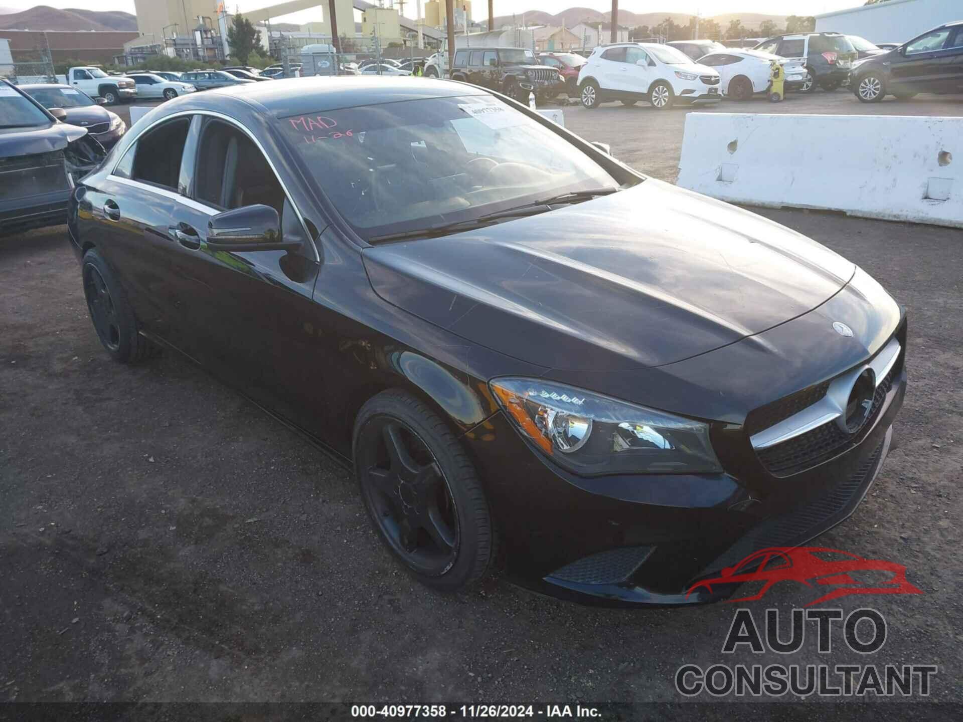 MERCEDES-BENZ CLA 250 2015 - WDDSJ4EB8FN191496