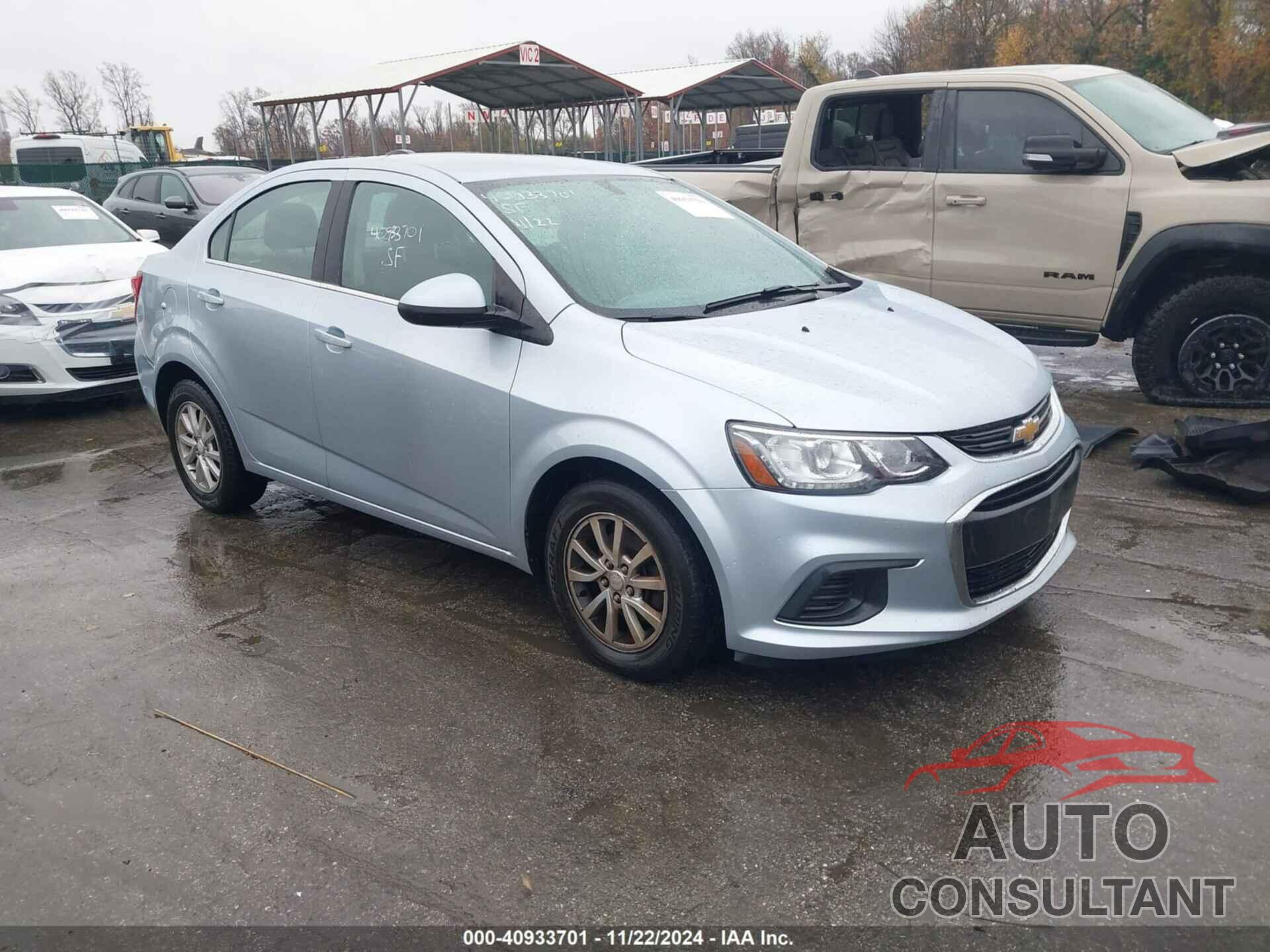 CHEVROLET SONIC 2017 - 1G1JD5SH8H4128699