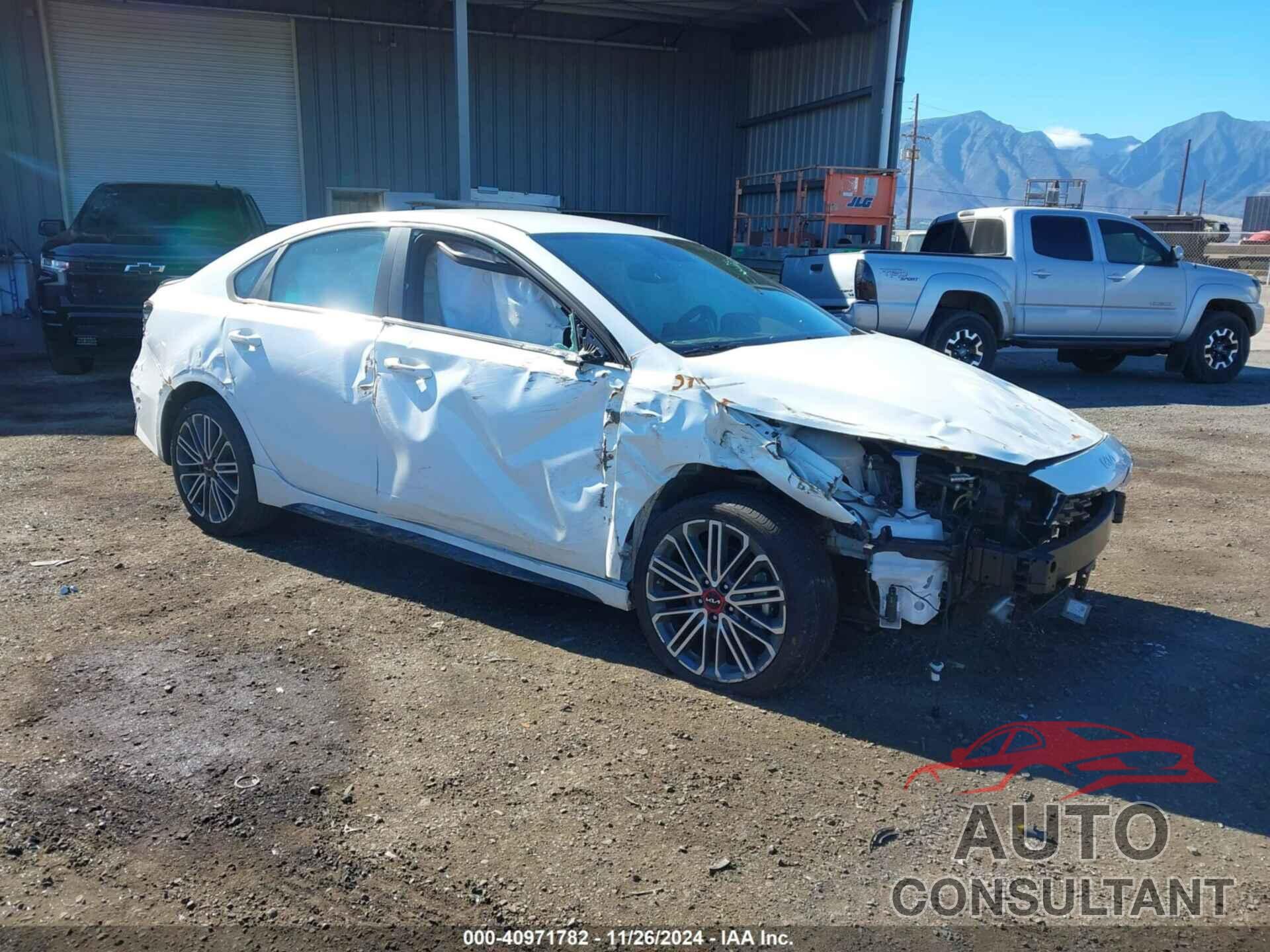 KIA FORTE 2024 - 3KPF44AC6RE743927