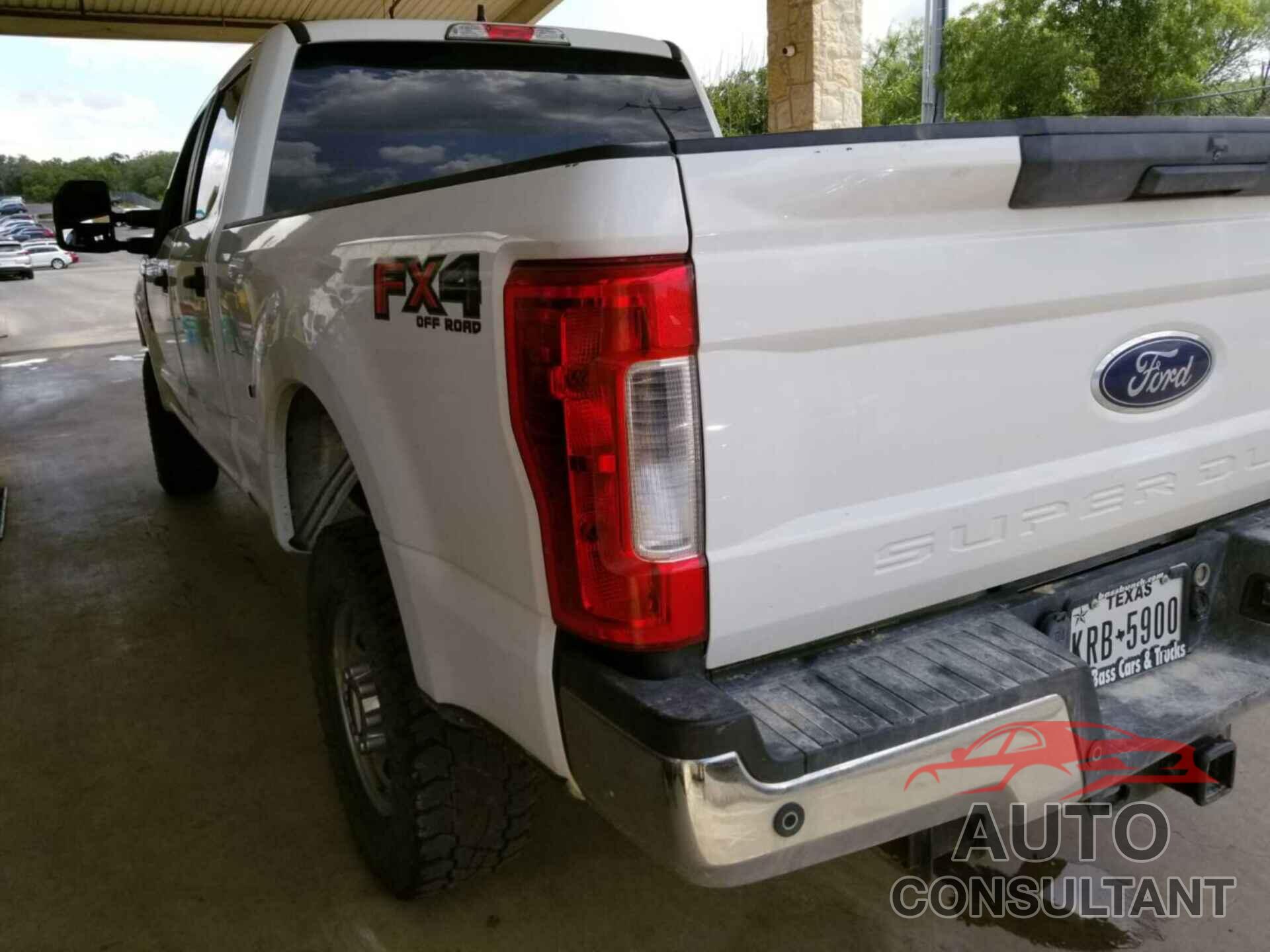 FORD F250 2017 - 1FT7W2B63HEF27510