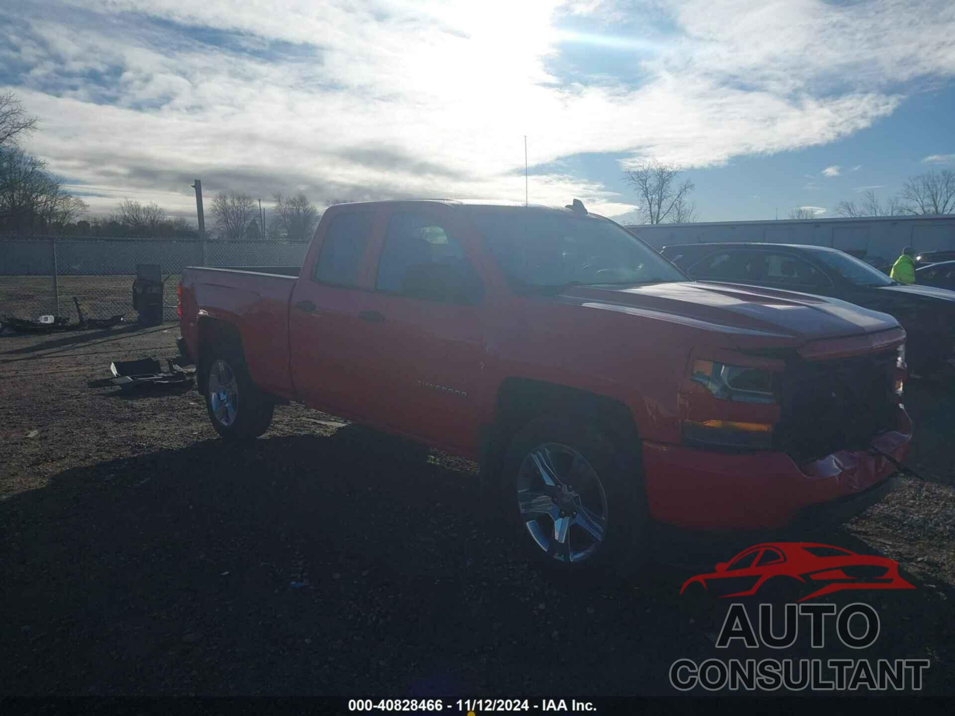 CHEVROLET SILVERADO 1500 2018 - 1GCVKPEC8JZ359086
