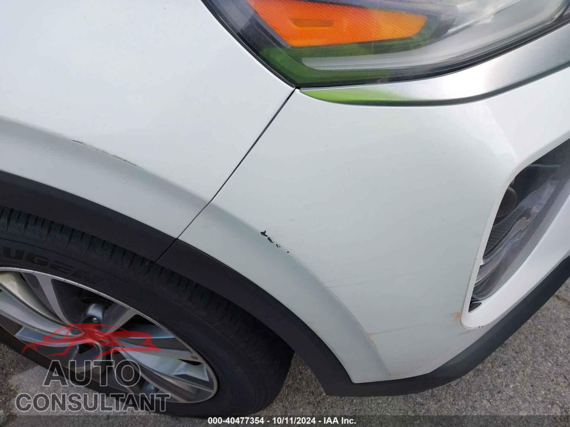 HYUNDAI SANTA FE 2019 - 5NMS33AD7KH021241