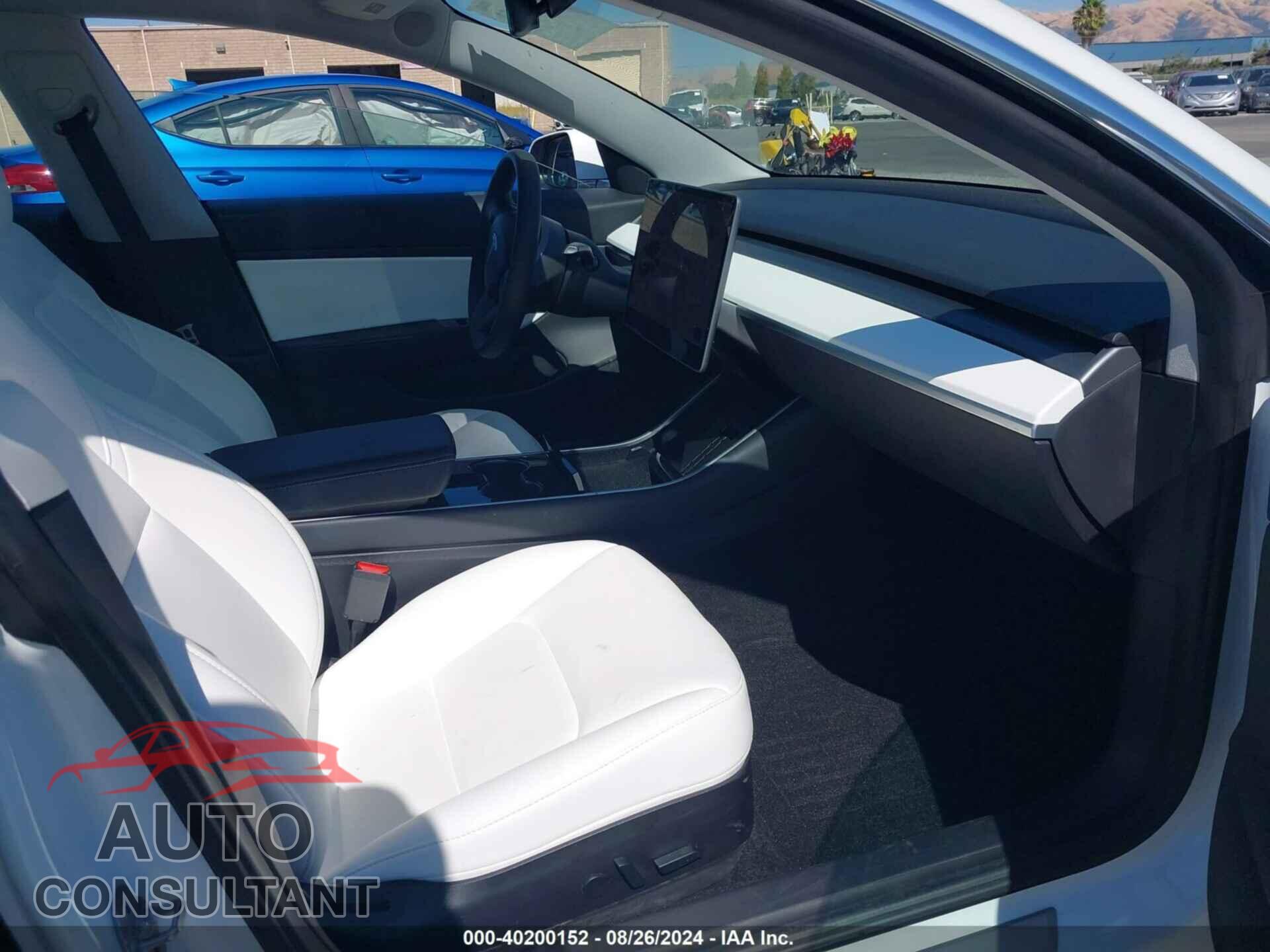 TESLA MODEL 3 2020 - 5YJ3E1EC0LF796519