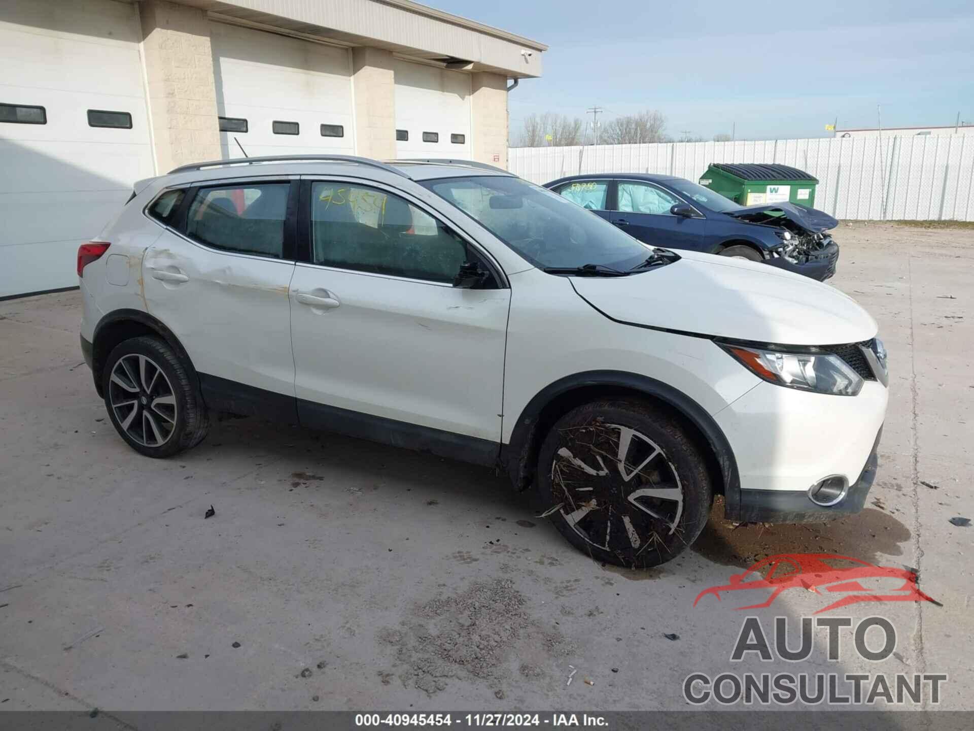 NISSAN ROGUE SPORT 2017 - JN1BJ1CR9HW111101