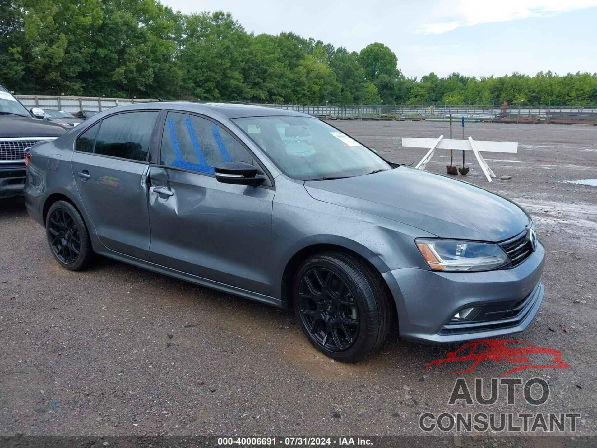 VOLKSWAGEN JETTA 2018 - 3VWD17AJ4JM211972