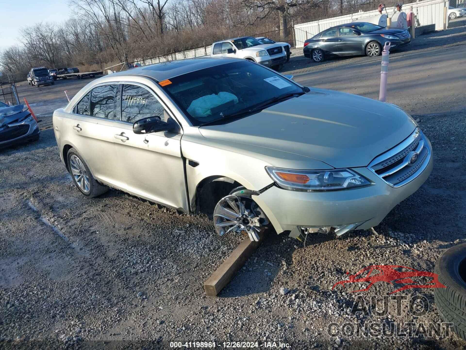 FORD TAURUS 2010 - 1FAHP2FW5AG153395