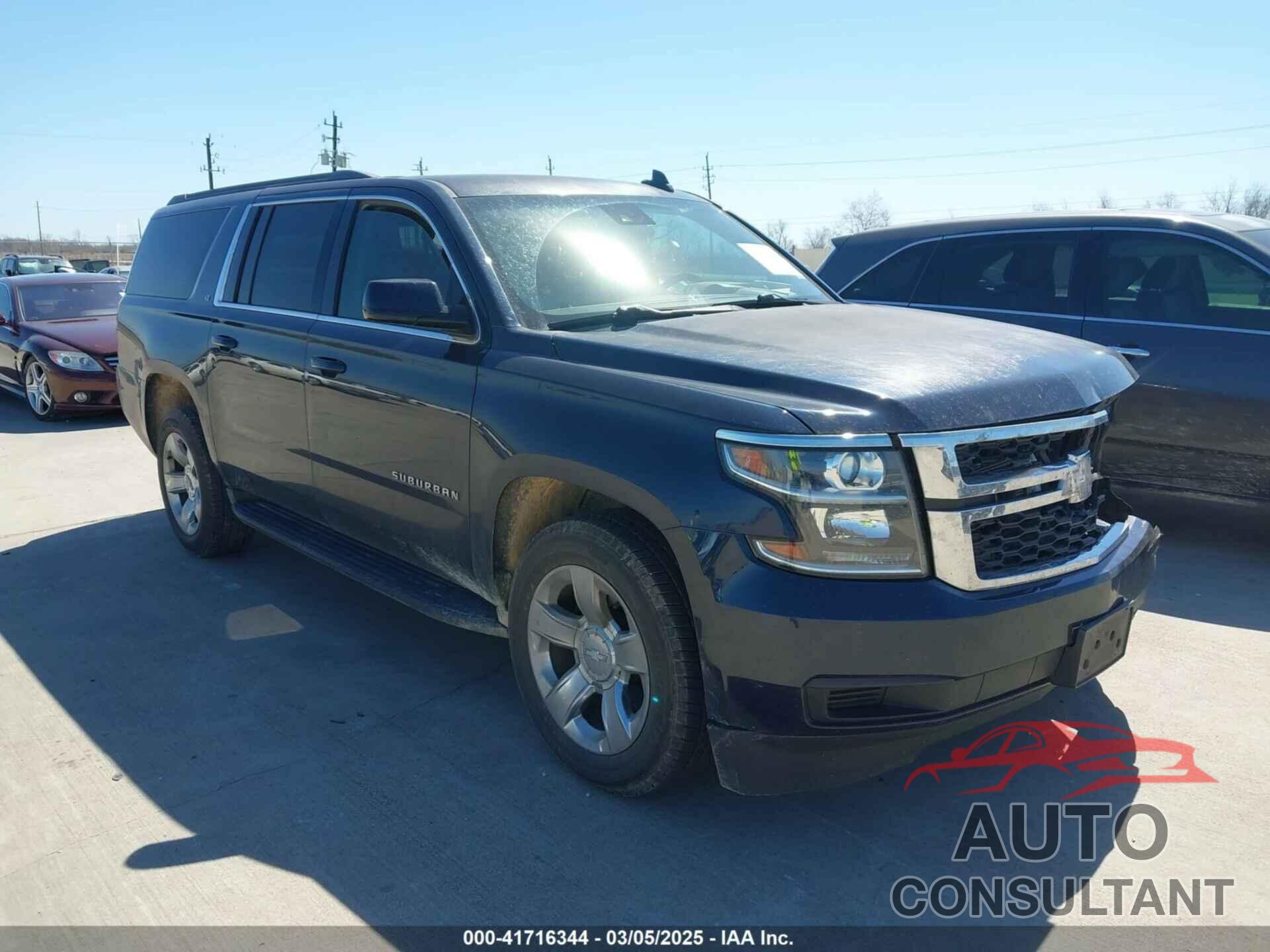 CHEVROLET SUBURBAN 2018 - 1GNSCHKC4JR142930