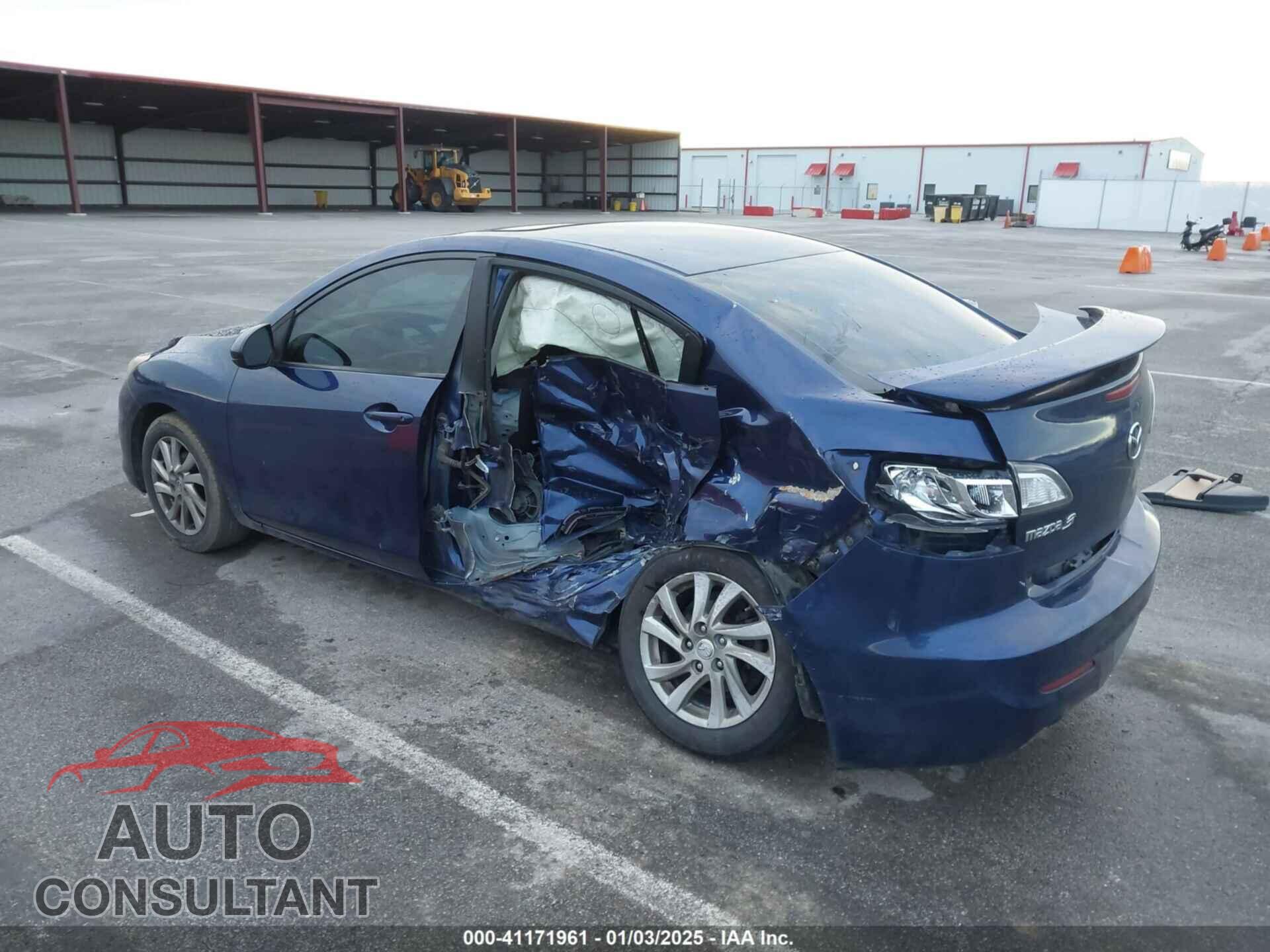 MAZDA MAZDA3 2012 - JM1BL1V78C1574419